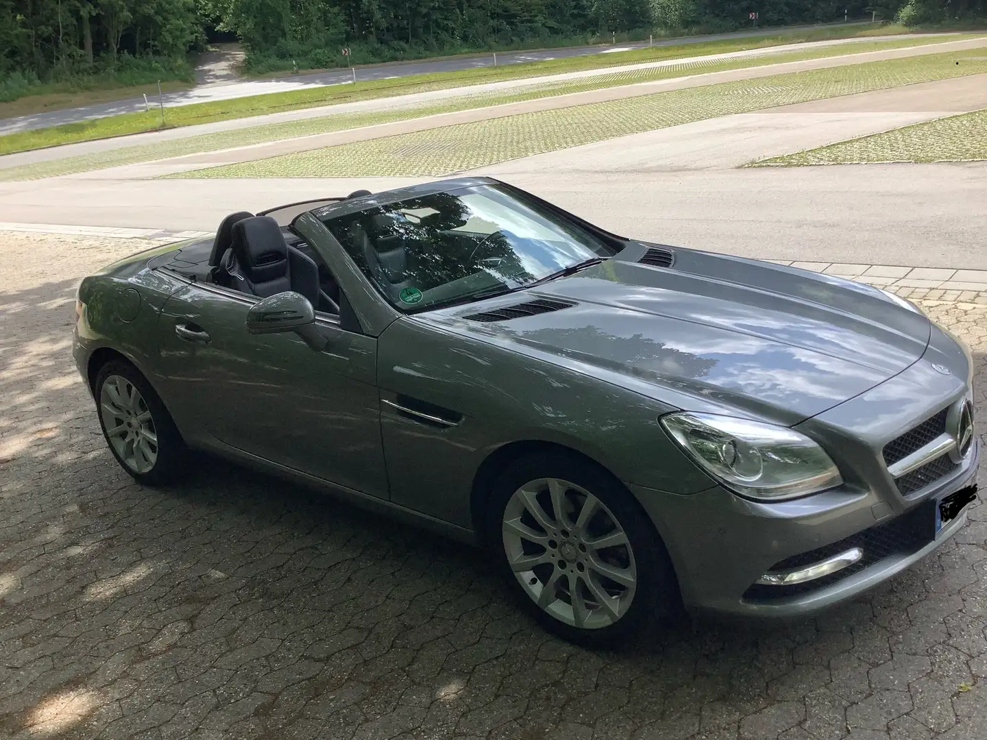 Mercedes-Benz SLK 200 SLK 200 (BlueEFFICIENCY) Stříbrná - 2