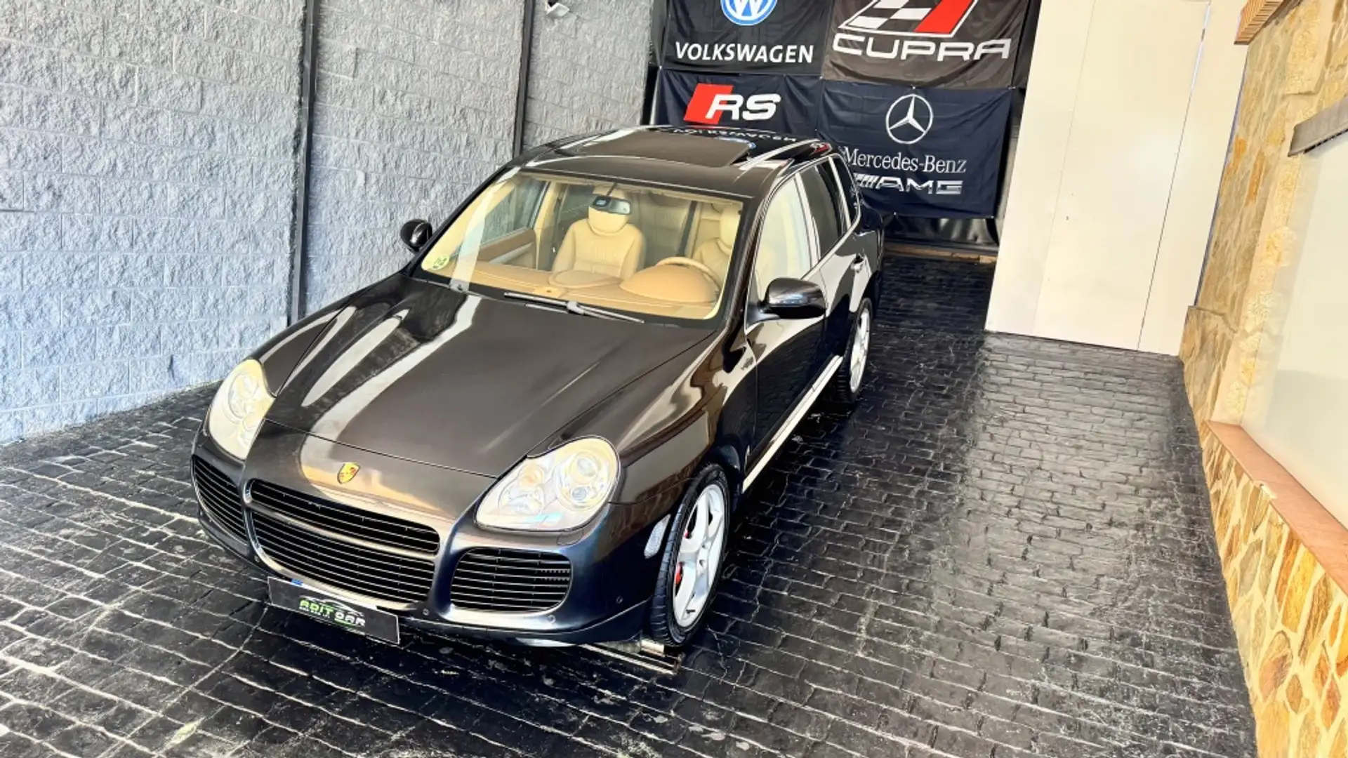 Porsche Cayenne 4.5 Turbo Aut. Negro - 2