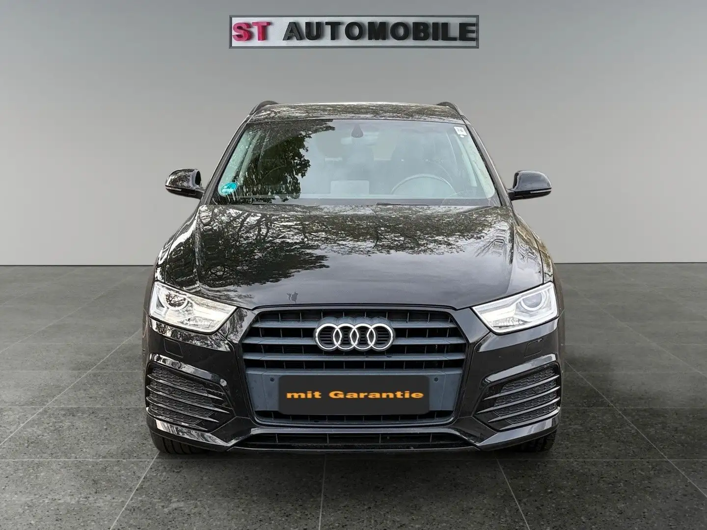 Audi Q3 1.4-Navi-SHZ-1.Hand Schwarz - 2