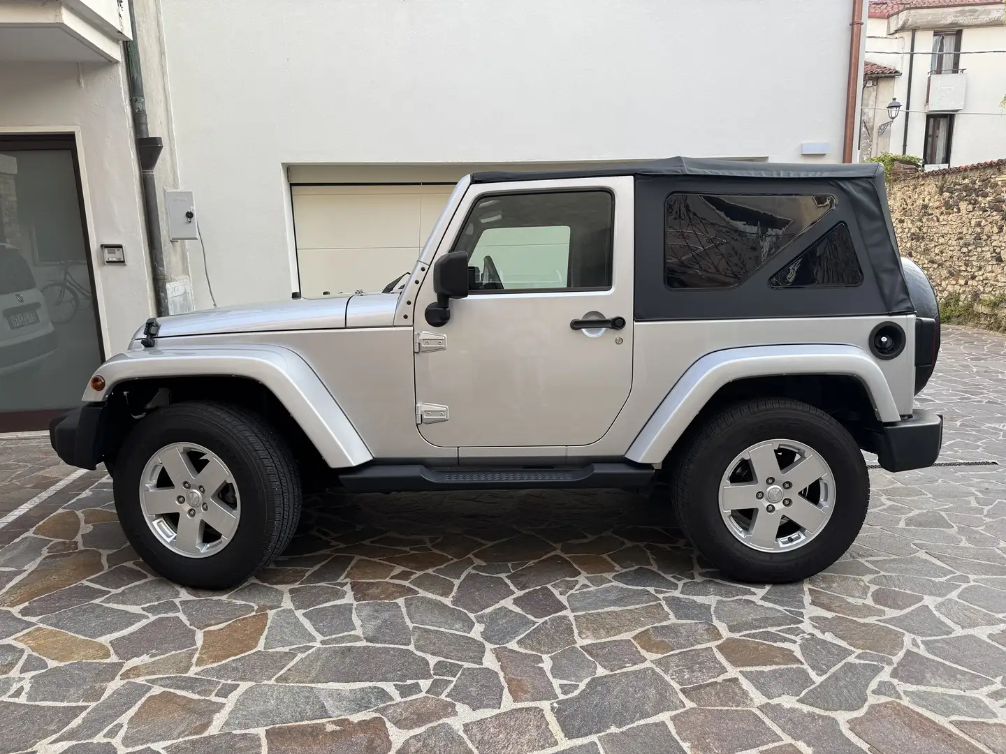 Jeep Wrangler 3p 2.8 crd Sahara auto dpf Argento - 2