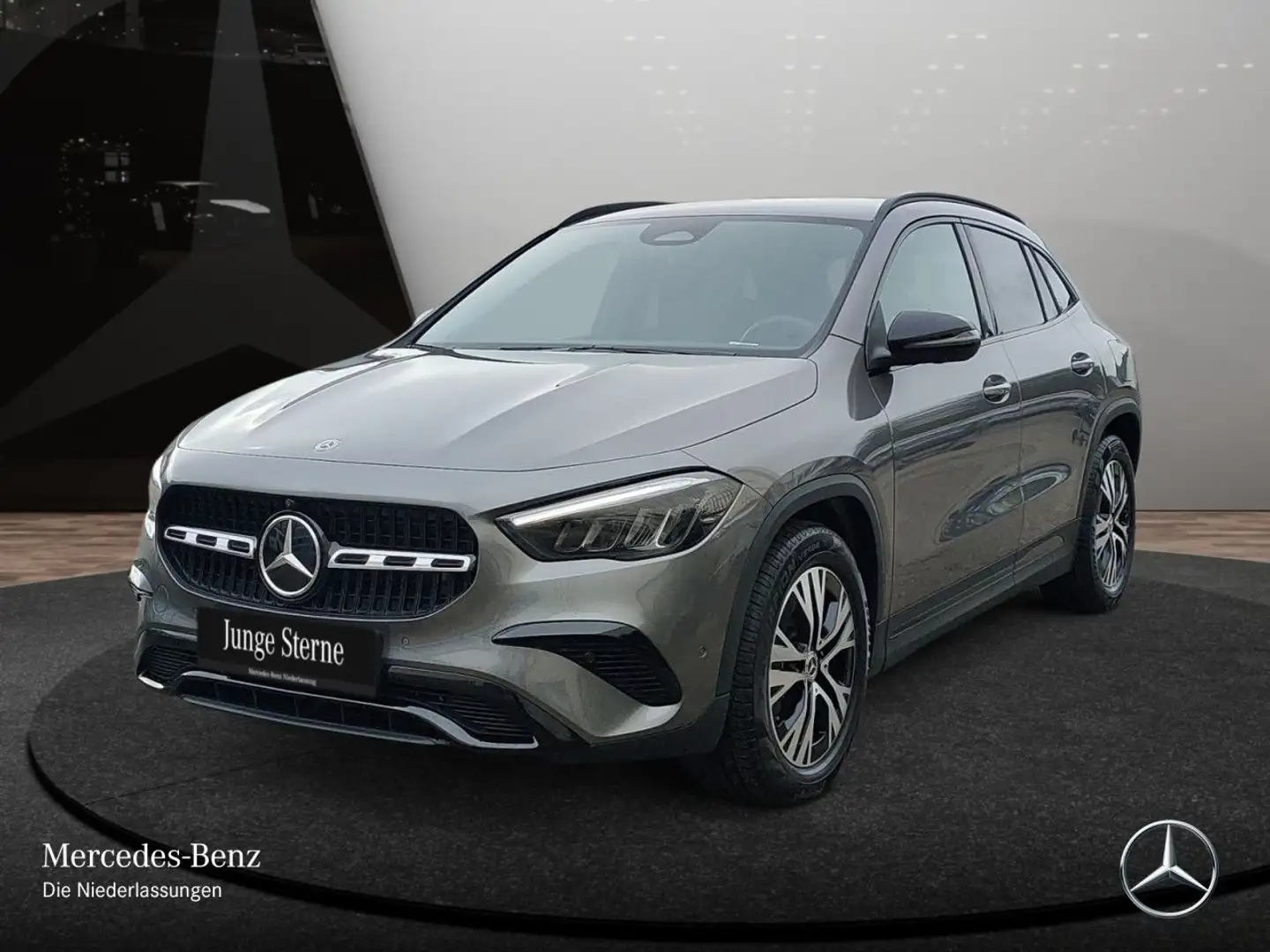 Mercedes-Benz GLA 180 PROGRESSIVE+NIGHT+360°+AHK+LED+TOTW+7G Grau - 2
