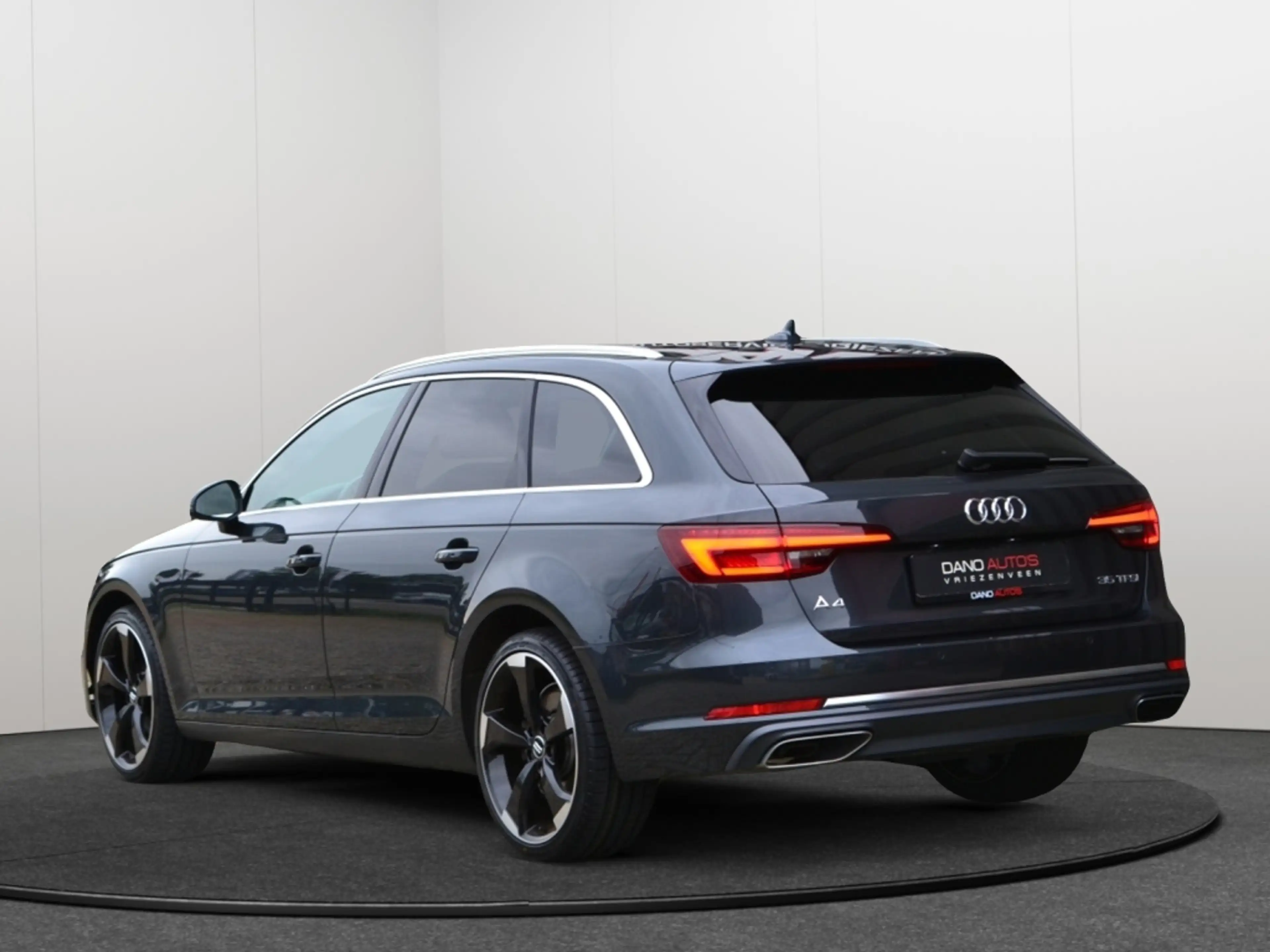 Audi A4 Avant 35 TFSI Sport LED/Navi/Keyless/19'' inch — photo 3