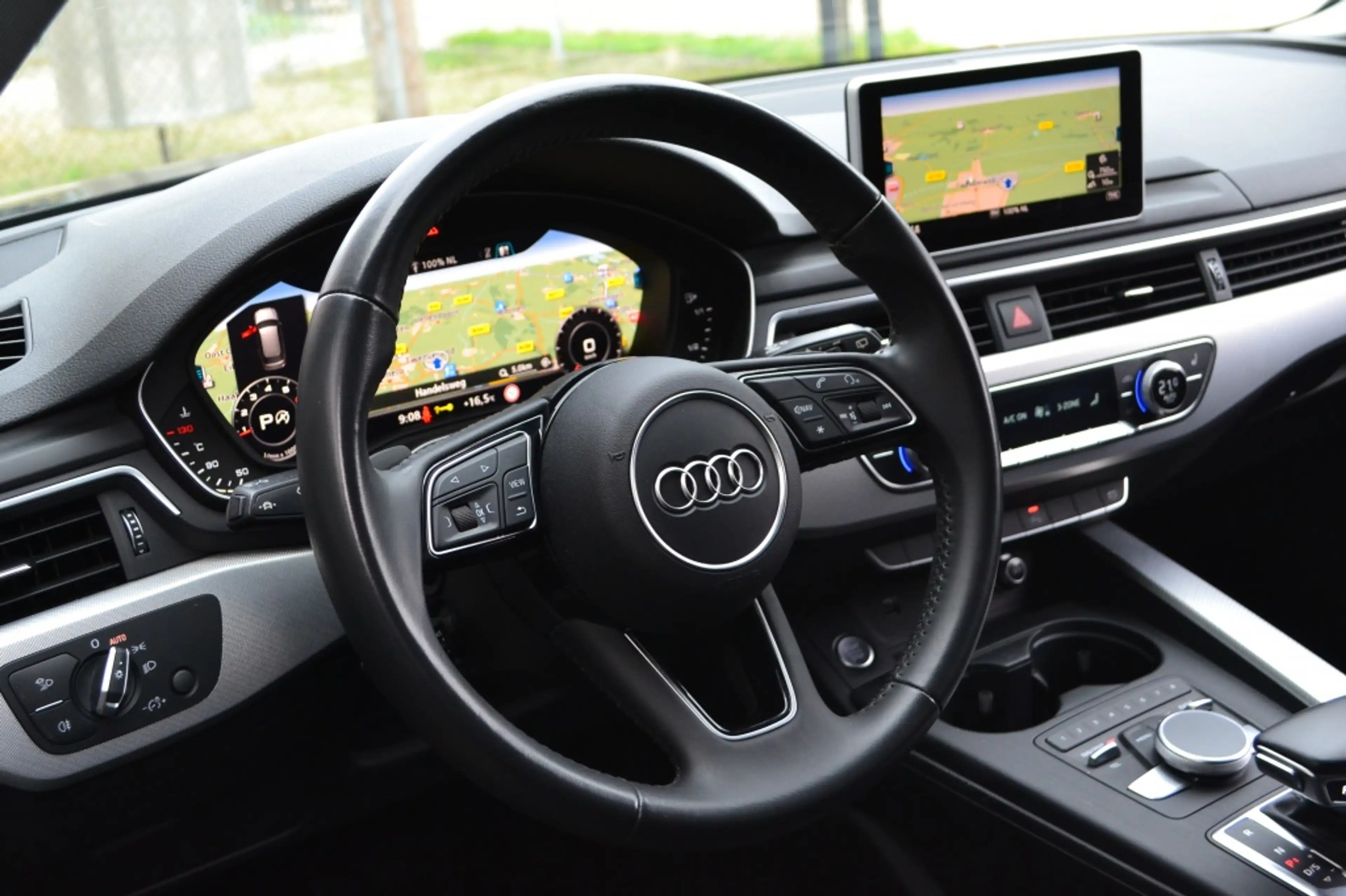 Audi A4 Avant 35 TFSI Sport LED/Navi/Keyless/19'' inch — photo 27