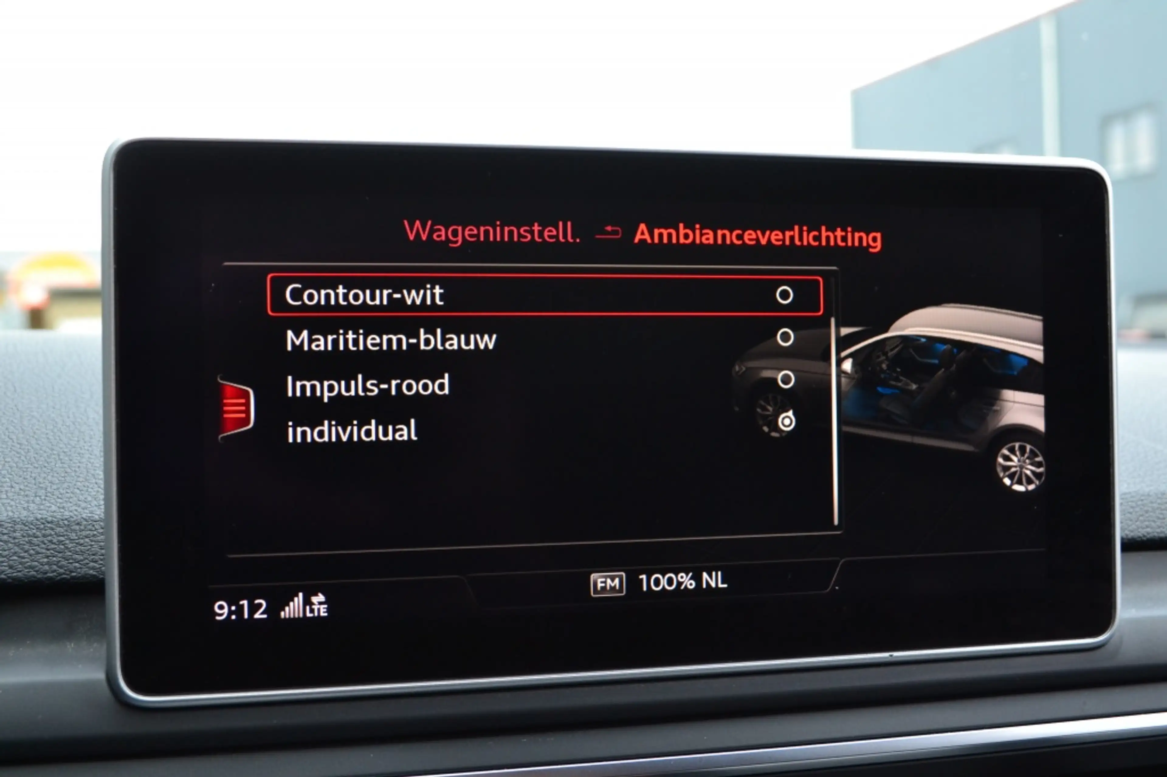 Audi A4 Avant 35 TFSI Sport LED/Navi/Keyless/19'' inch — photo 35
