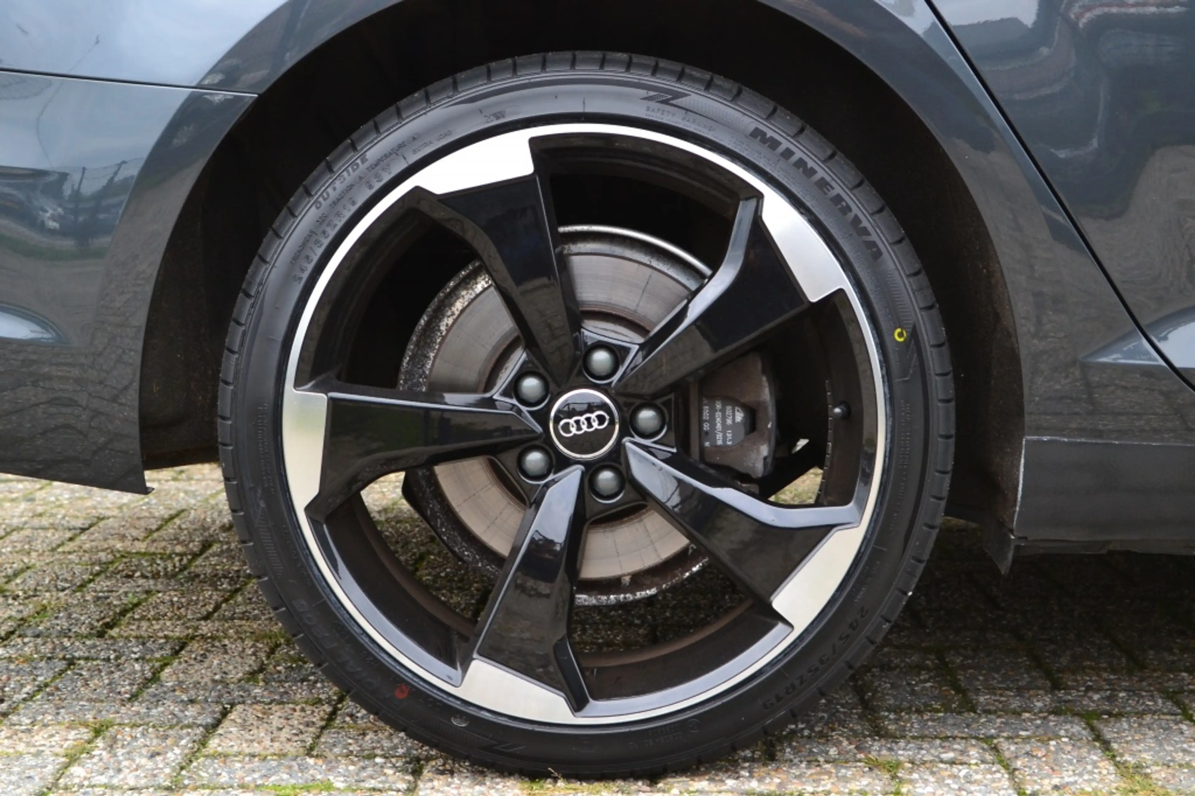 Audi A4 Avant 35 TFSI Sport LED/Navi/Keyless/19'' inch — photo 25