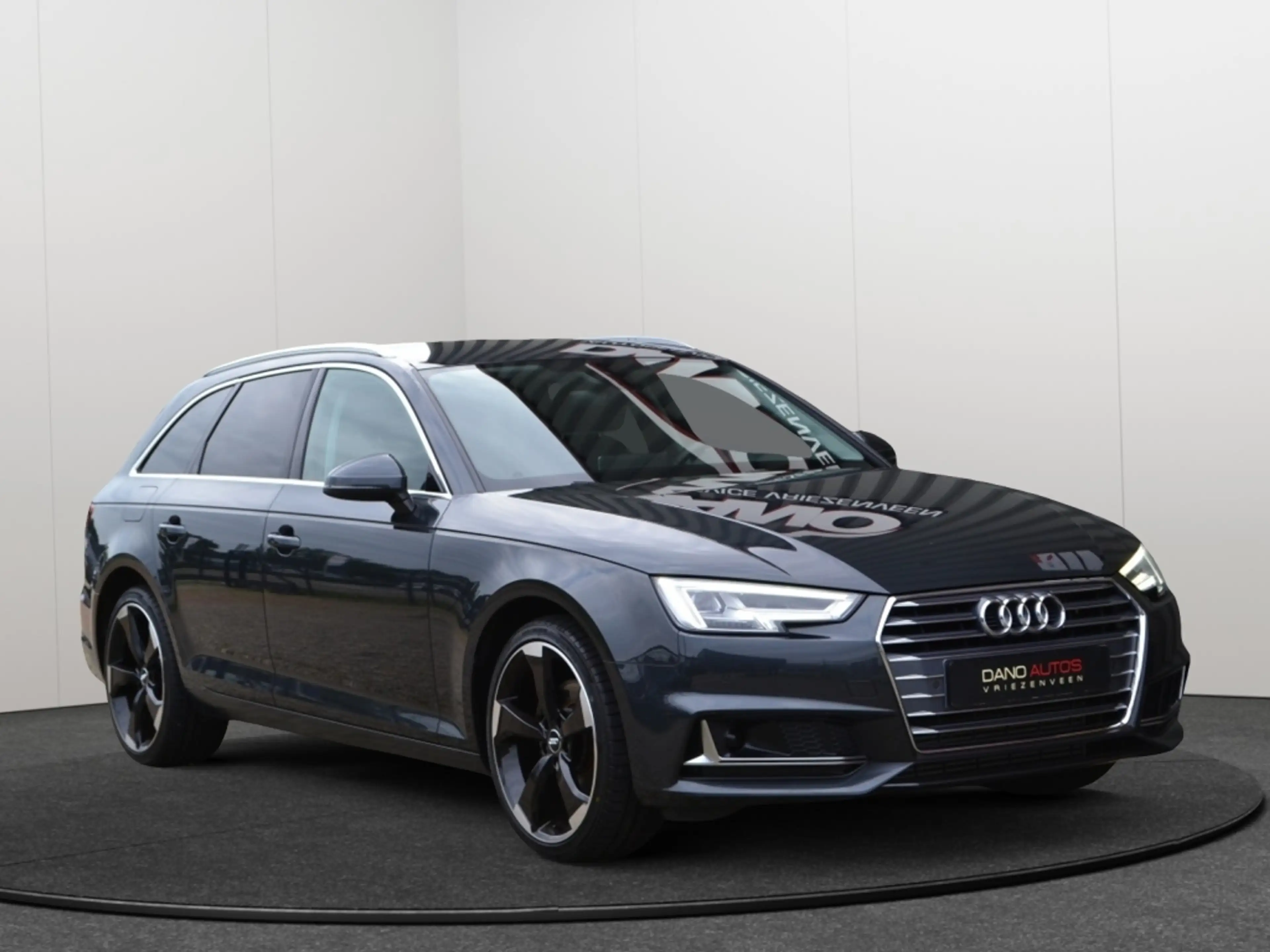 Audi A4 Avant 35 TFSI Sport LED/Navi/Keyless/19'' inch — photo 5