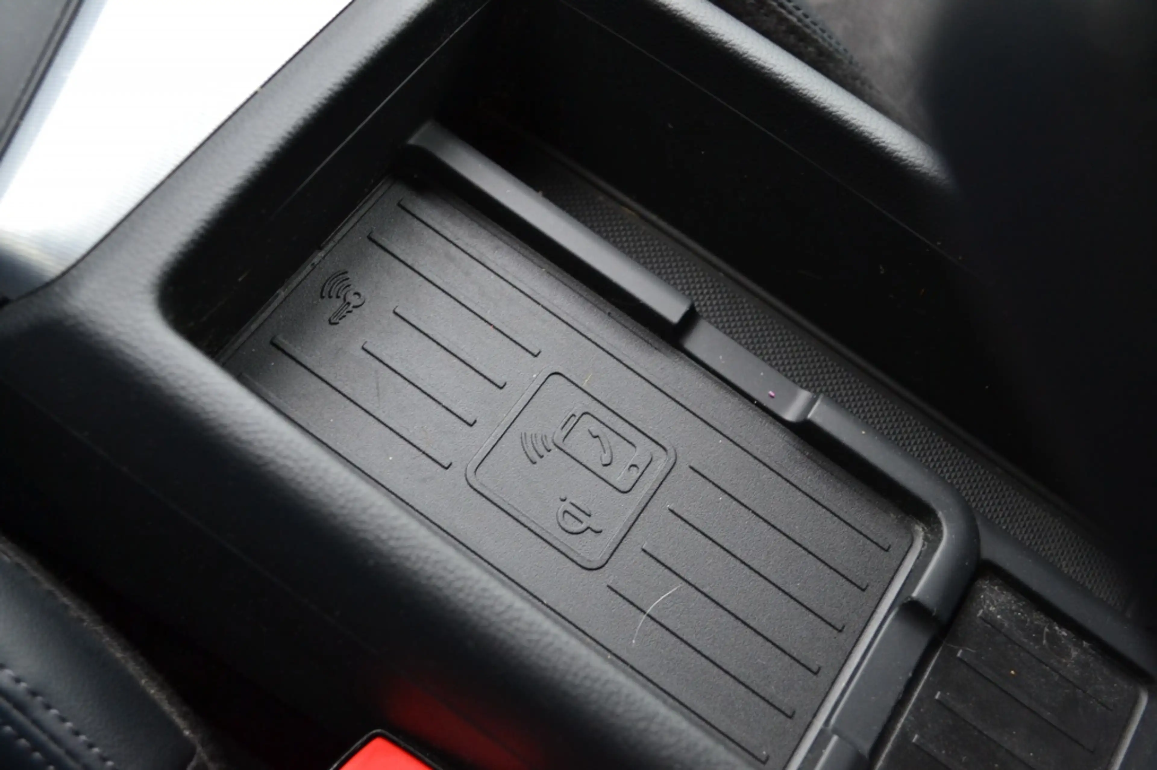 Audi A4 Avant 35 TFSI Sport LED/Navi/Keyless/19'' inch — photo 45