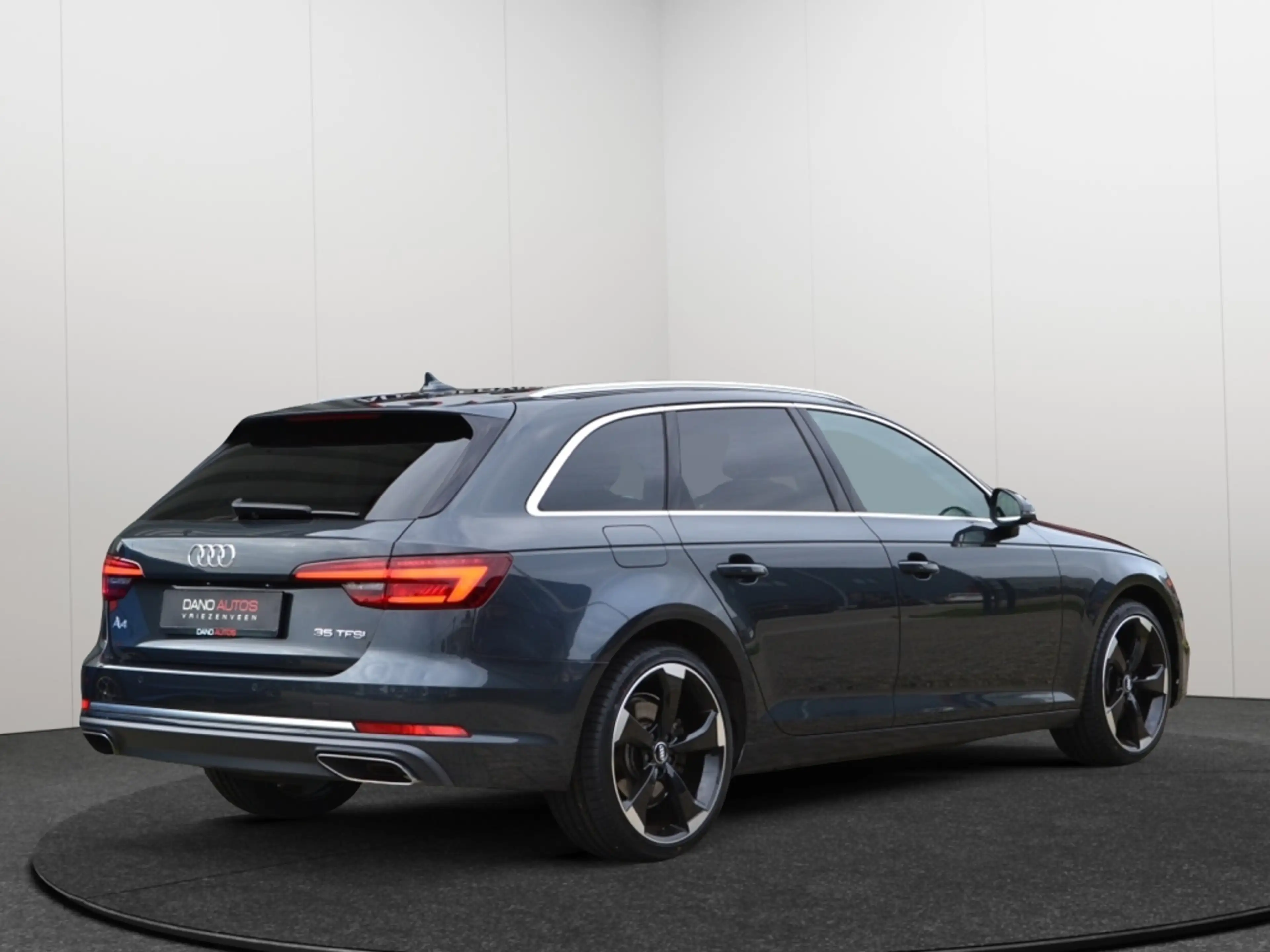 Audi A4 Avant 35 TFSI Sport LED/Navi/Keyless/19'' inch — photo 4