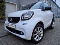 smart forTwo AUTOMATIK,SERVO,SITZH,PANORAMA,ISOFIX INSP+TÜV Weiß - thumbnail 1