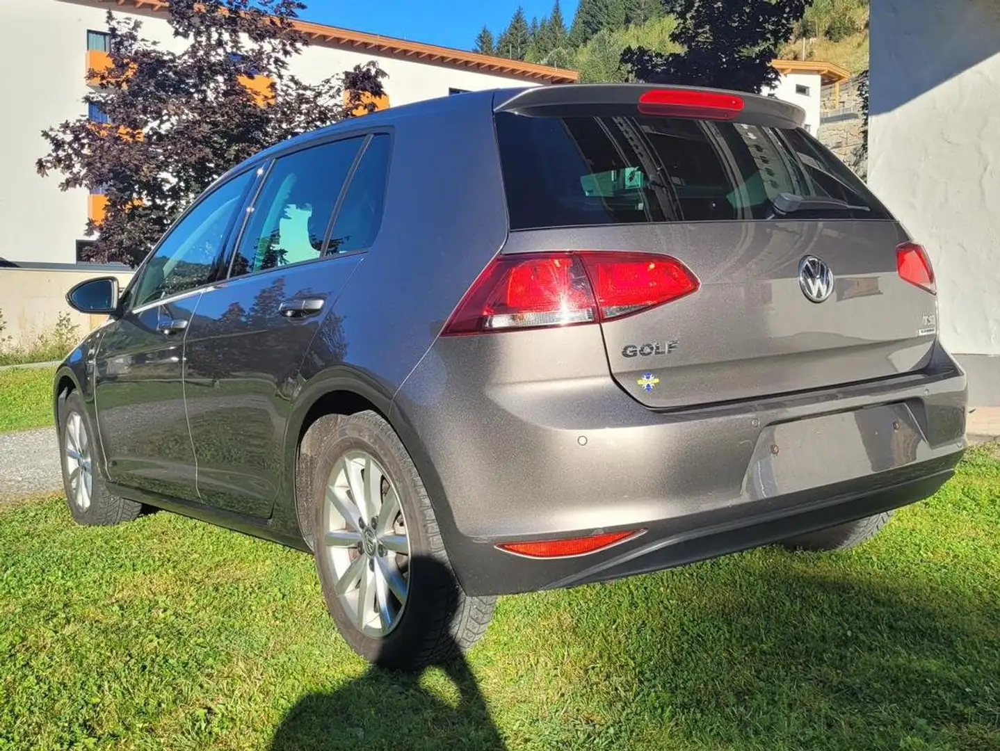Volkswagen Golf Golf Lounge 1,2 BMT TSI Lounge Beżowy - 2