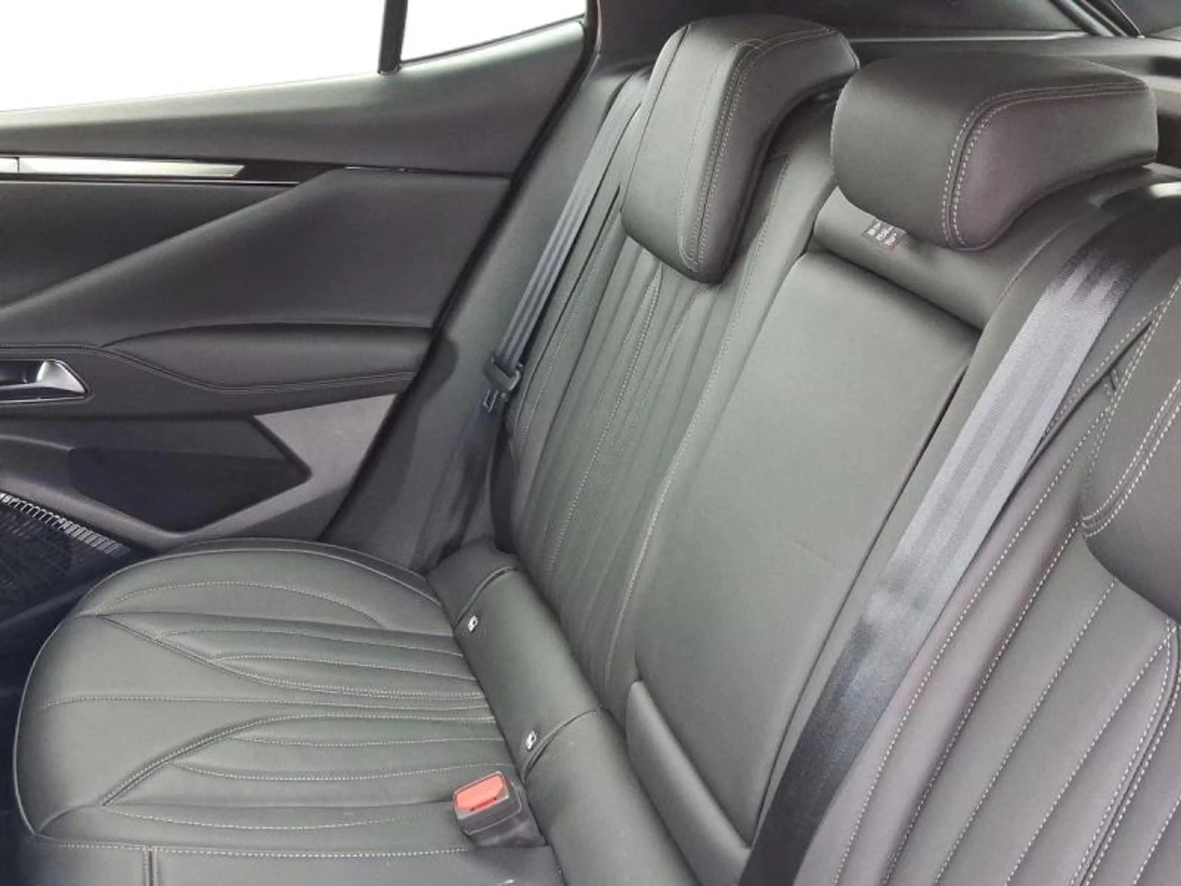 DS Automobiles DS 4 E-TENSE 225ch Rivoli — photo 7