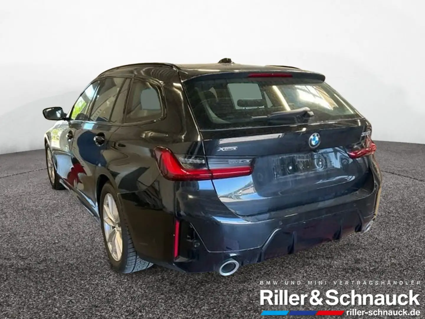 BMW 330 i Touring xDrive M Sport ACC+KAM+LED+NAVI+ Schwarz - 2