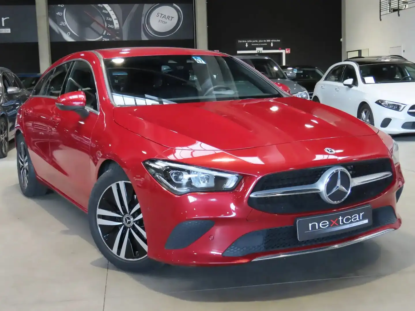 Mercedes-Benz CLA 180 ShootingBrake ***FULL LED-NAVI-CUIR-PARKTRONIC*** Rouge - 2