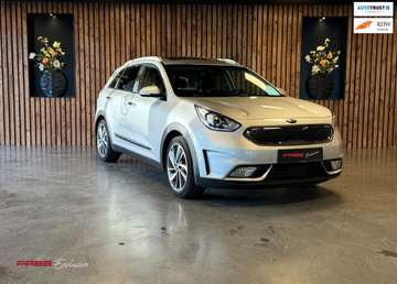 1.6 GDi Hybrid DynamicPlusLine/Schuifdak/Camera/St