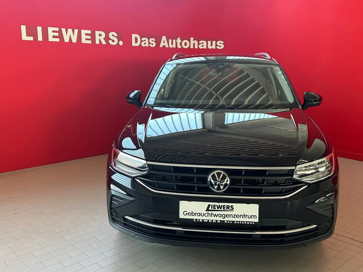 Volkswagen Tiguan Life TDI Schwarz - 2