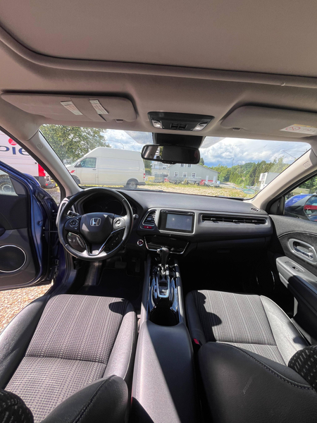 Honda HR-V Executive — photo 9