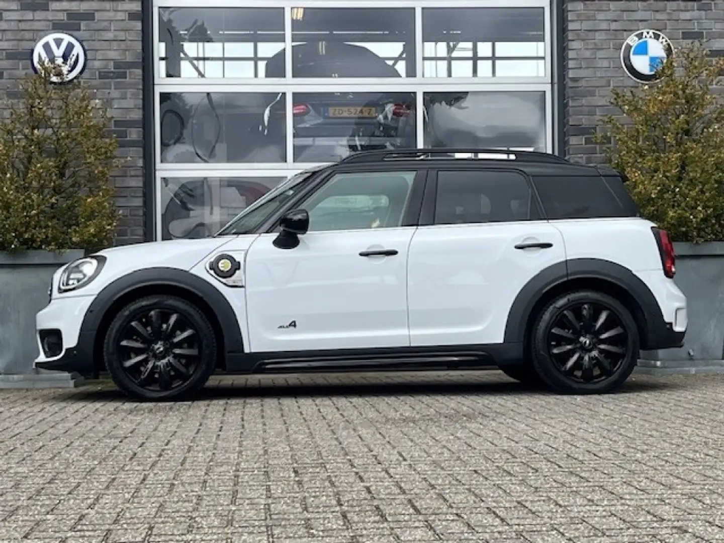 MINI Cooper SE Countryman 2.0 COOPER SE ALL4 CHILI - LEDER - PANO - NAVI - 1 Blanco - 2