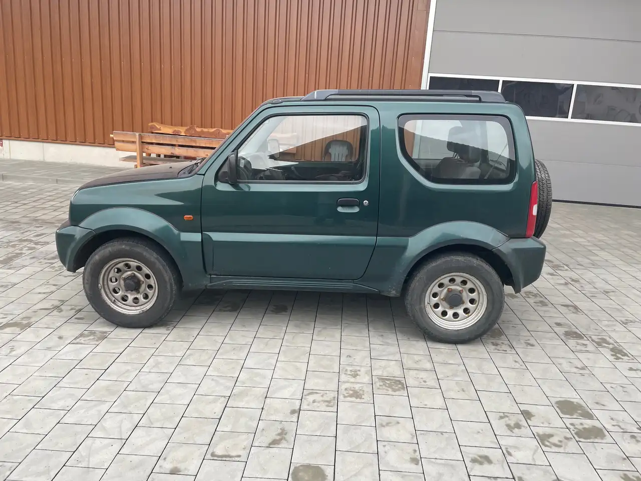 Suzuki Jimny, foto 1