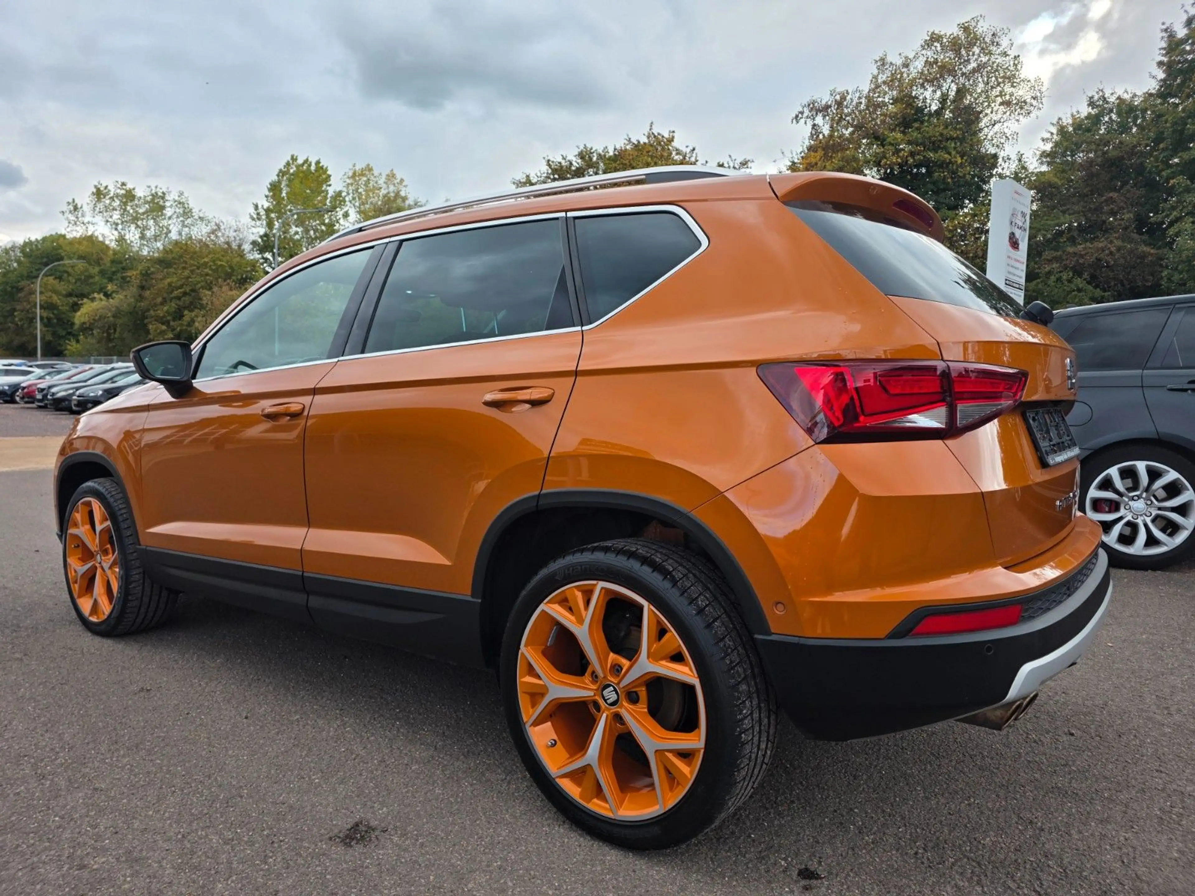 SEAT Ateca 1.4 TSi ACT Xcellence AHK+Carplay+Alcantra — photo 4