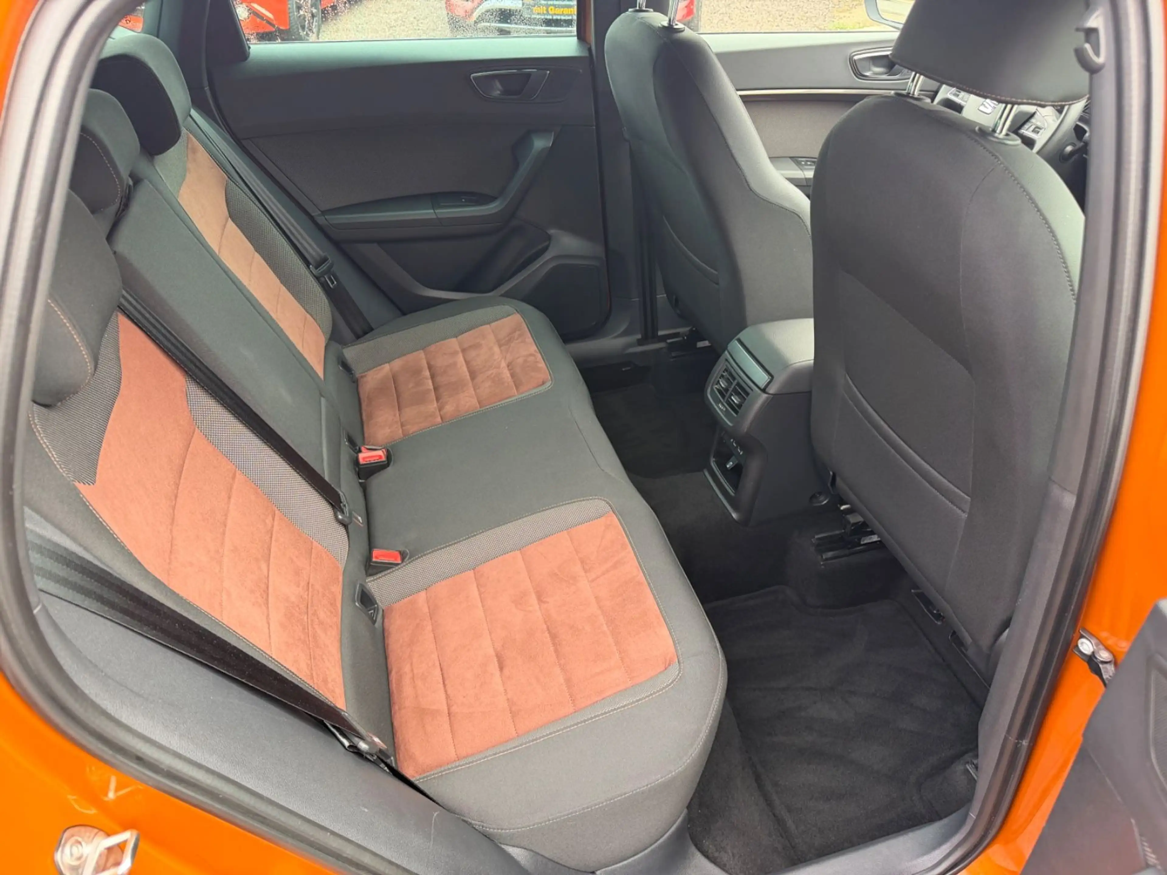 SEAT Ateca 1.4 TSi ACT Xcellence AHK+Carplay+Alcantra — photo 12
