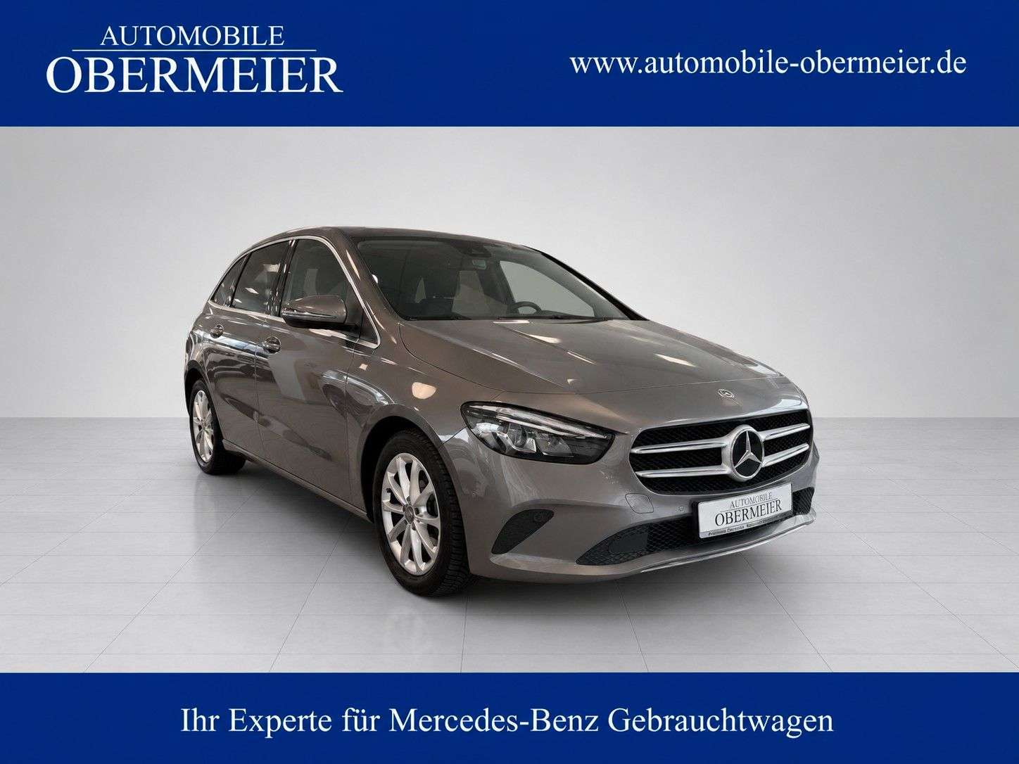 Mercedes-Benz B 180