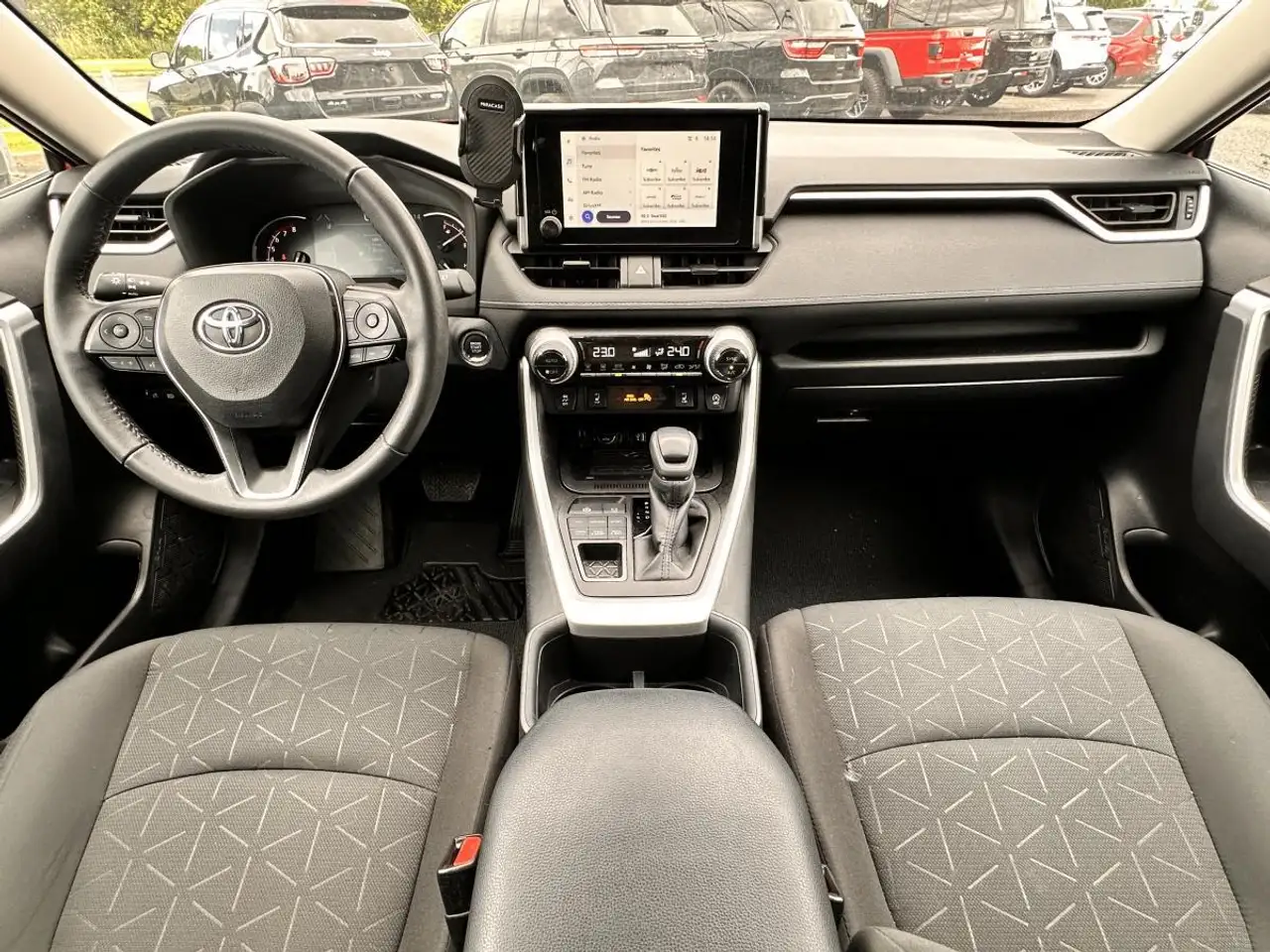 Toyota RAV 4 photo Toyota RAV 4