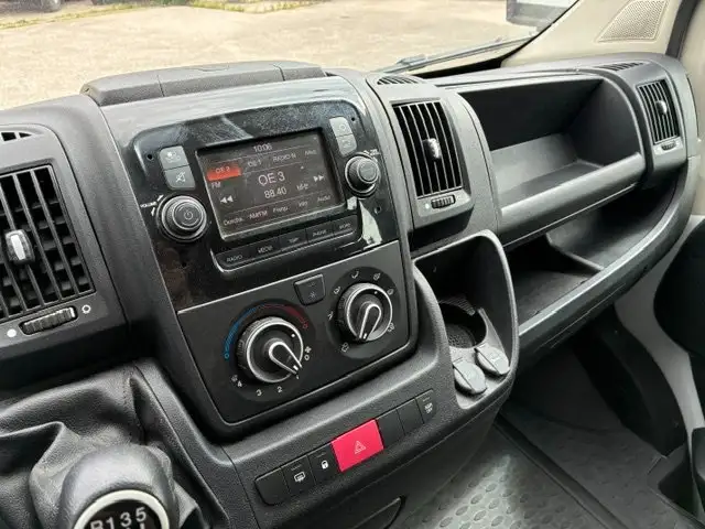 Citroen Jumper view 10