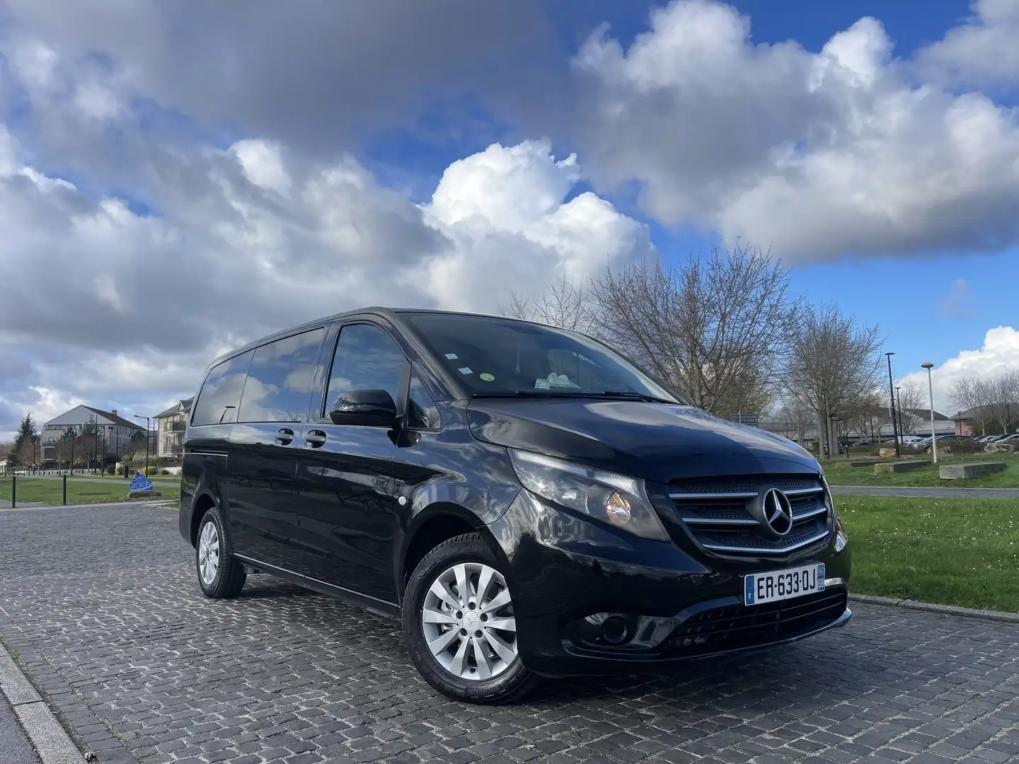 Mercedes-Benz Vito Vito Tourer 116 CDI Long Pro A Noir - 1