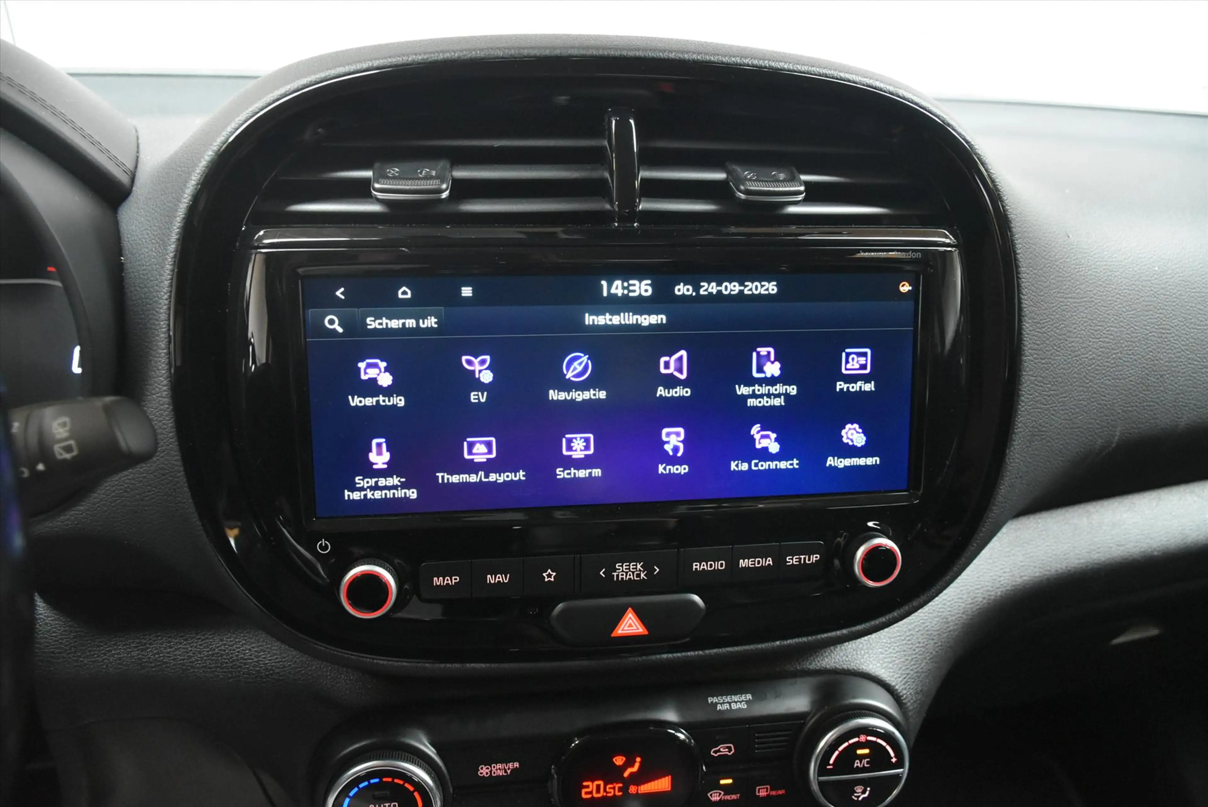 Kia Soul e-Soul 64kWh 204pk Aut ExecutiveLine TREKHAAK — photo 23