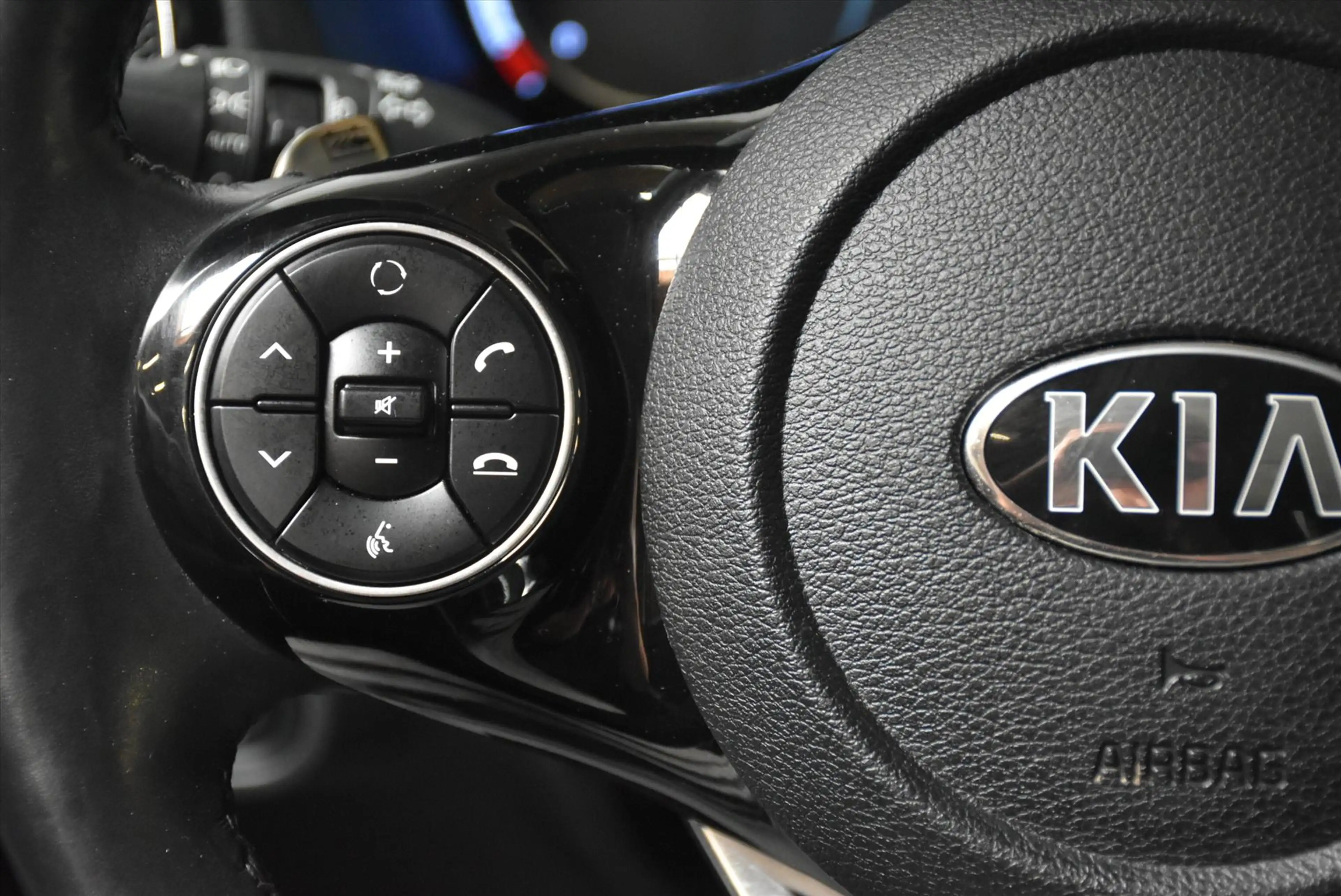 Kia Soul e-Soul 64kWh 204pk Aut ExecutiveLine TREKHAAK — photo 19