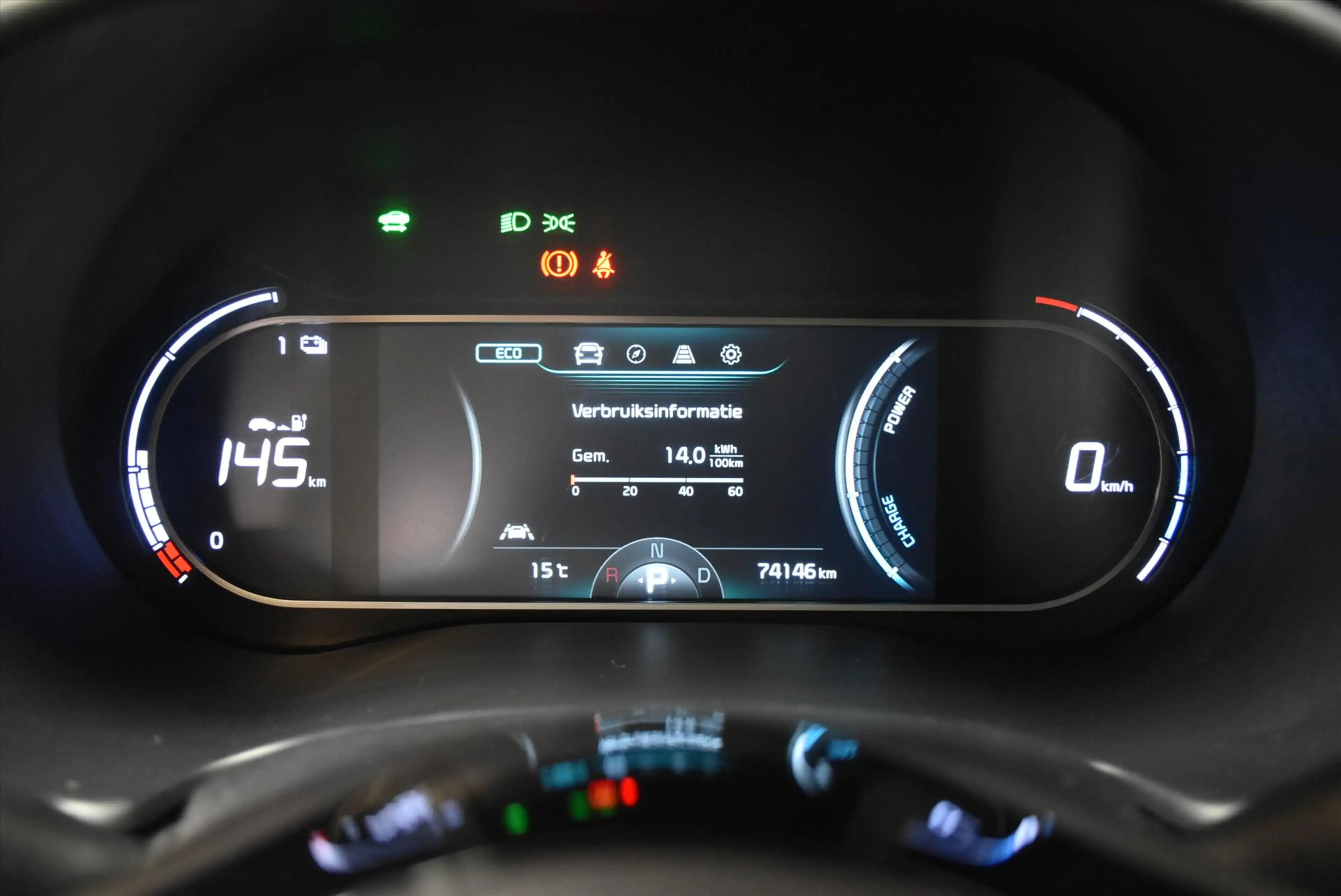 Kia Soul e-Soul 64kWh 204pk Aut ExecutiveLine TREKHAAK — photo 21