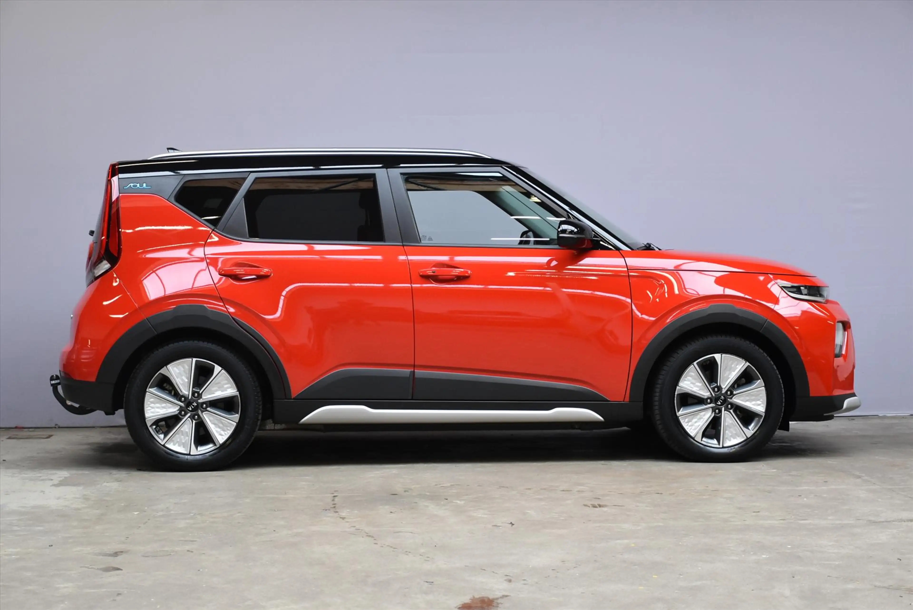Kia Soul e-Soul 64kWh 204pk Aut ExecutiveLine TREKHAAK — photo 4
