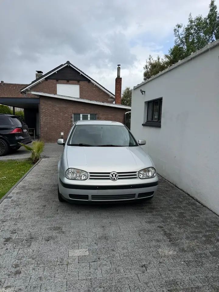 Volkswagen Golf 1.4 benzine, foto 2