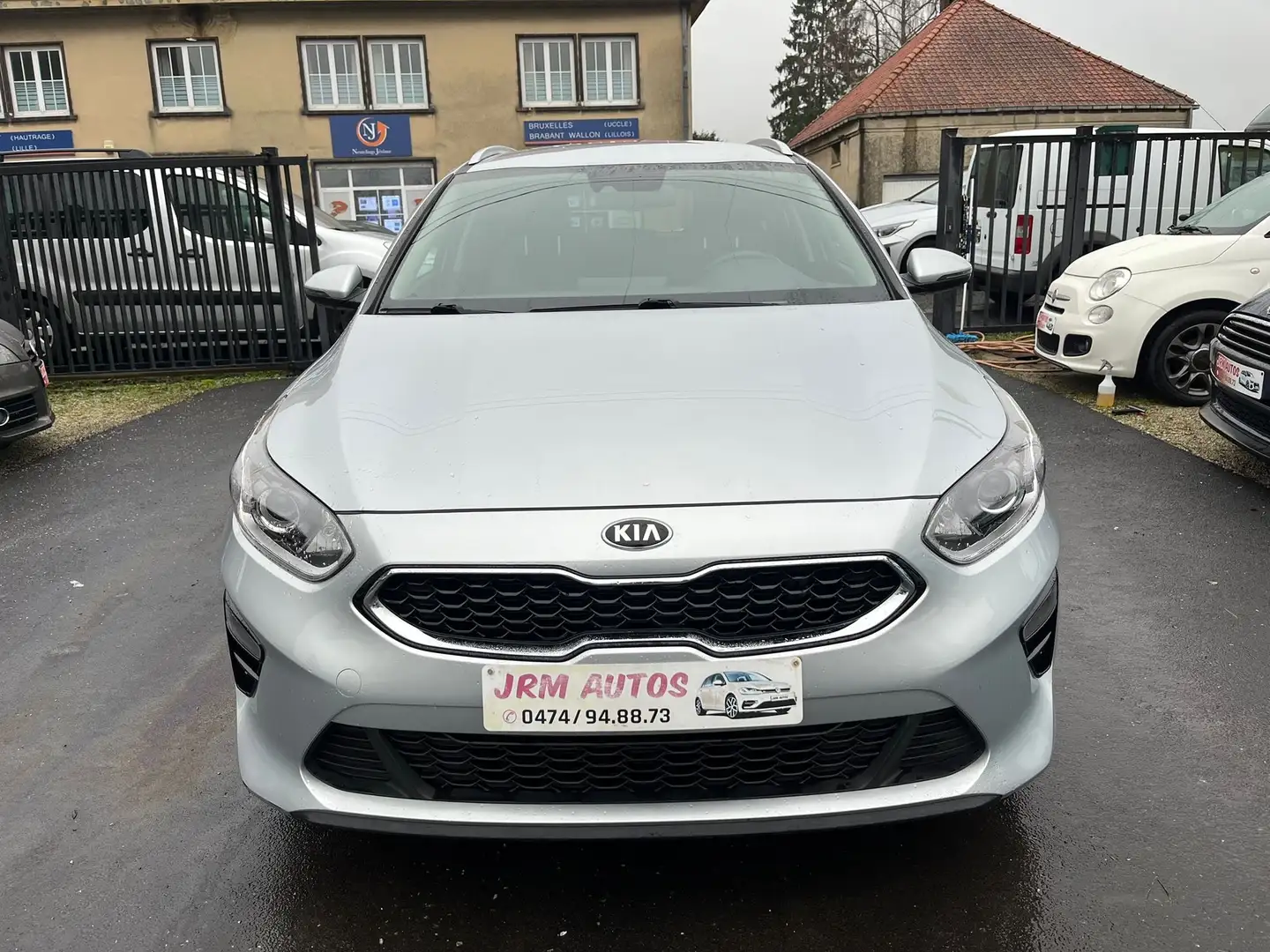 Kia Ceed SW / cee'd SW 1.6 CRDi More Automatique 1er proprio avec carnet Grau - 2