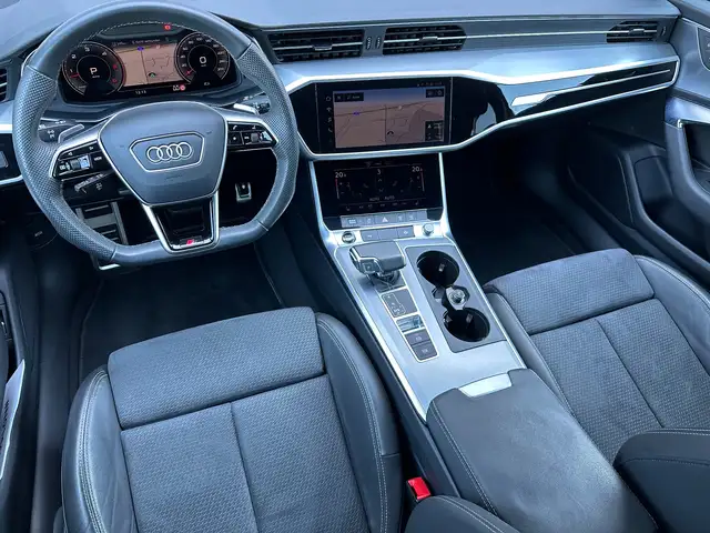 Audi A6 view 13
