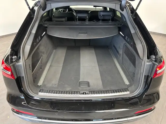 Audi A6 view 7
