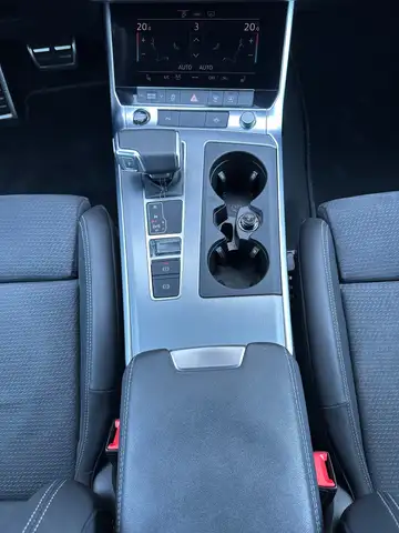 Audi A6 view 15