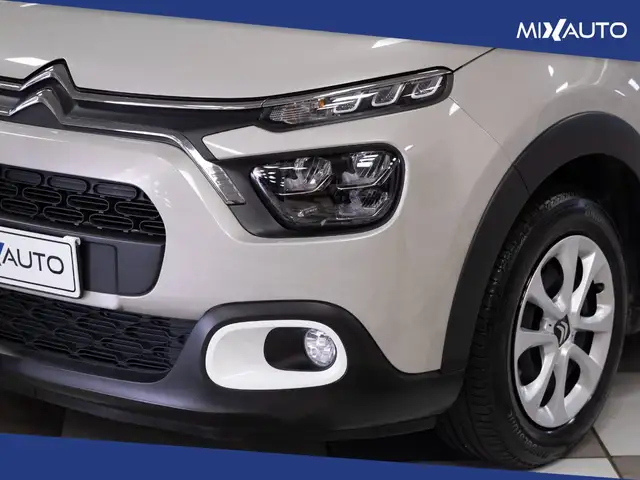 Citroen C3 view 9