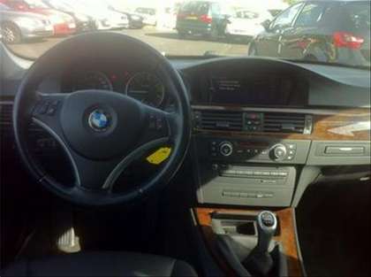 BMW 320 (E90) D 177 LUXE