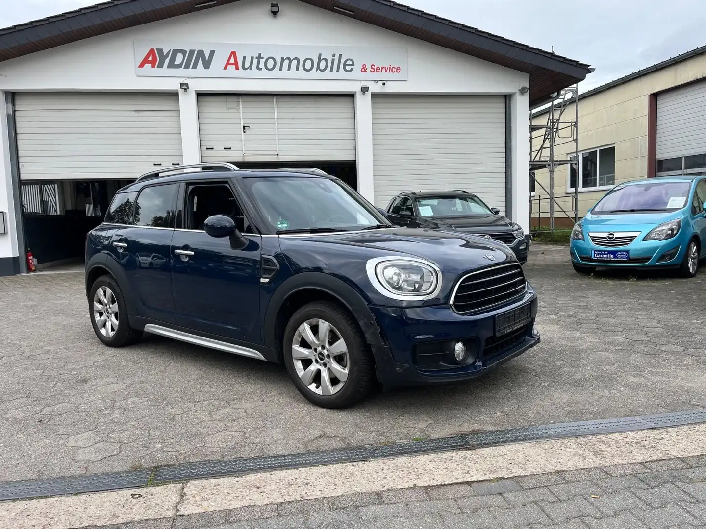 MINI One Countryman One.1.HAND.PANO.NAVI. Blau - 1