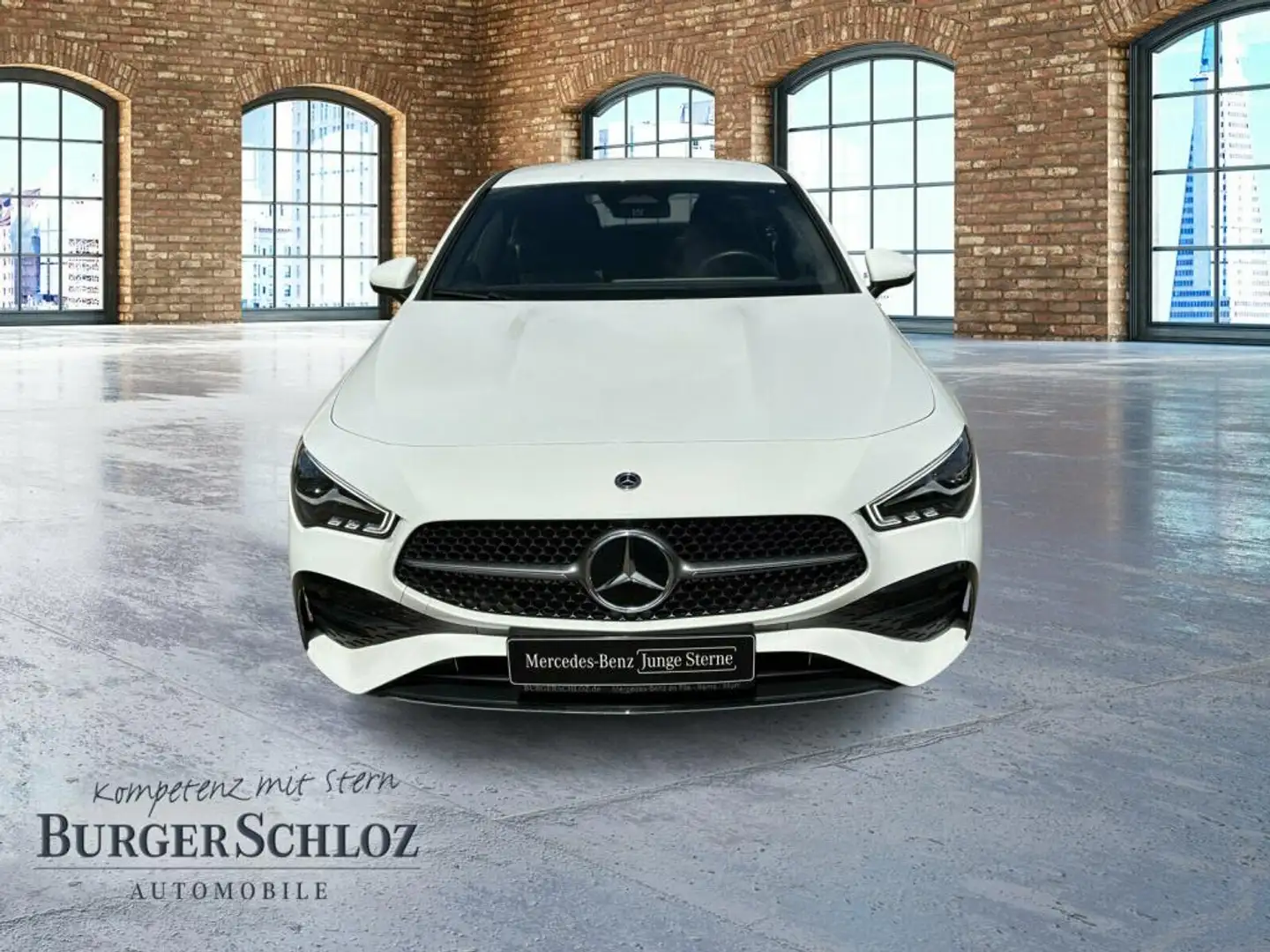 Mercedes-Benz CLA 200 Coupé AMG W-Paket S-Sitz KeyLess PDC LM Weiß - 2