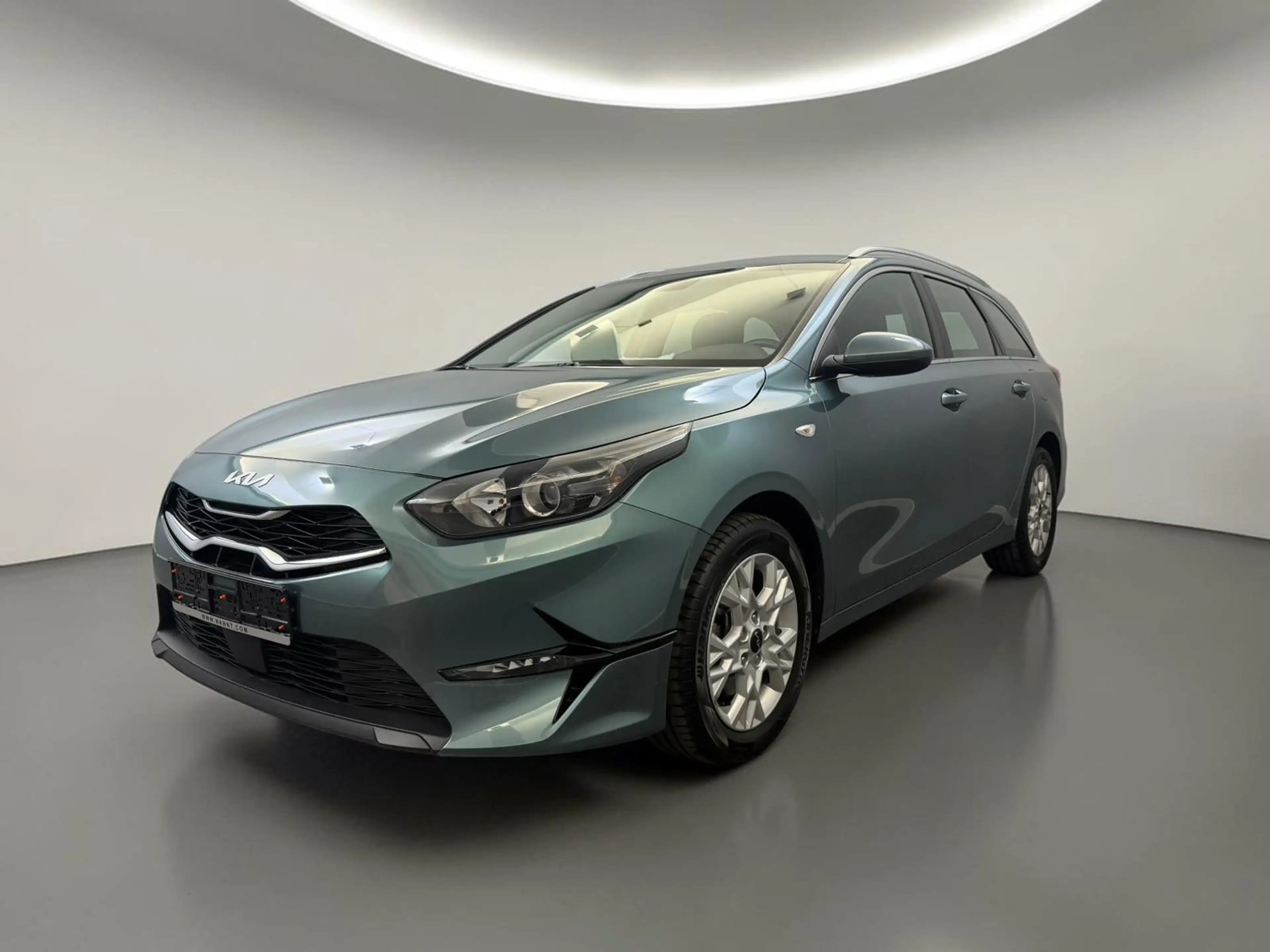 Kia Ceed / cee'd Ceed 1.6 CRDI 100KW Vision Sw ACC*RÜCKKAM*LKAS