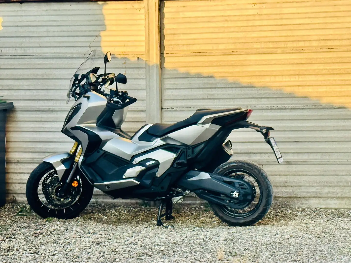 Honda X-ADV Travel 750cc - 2