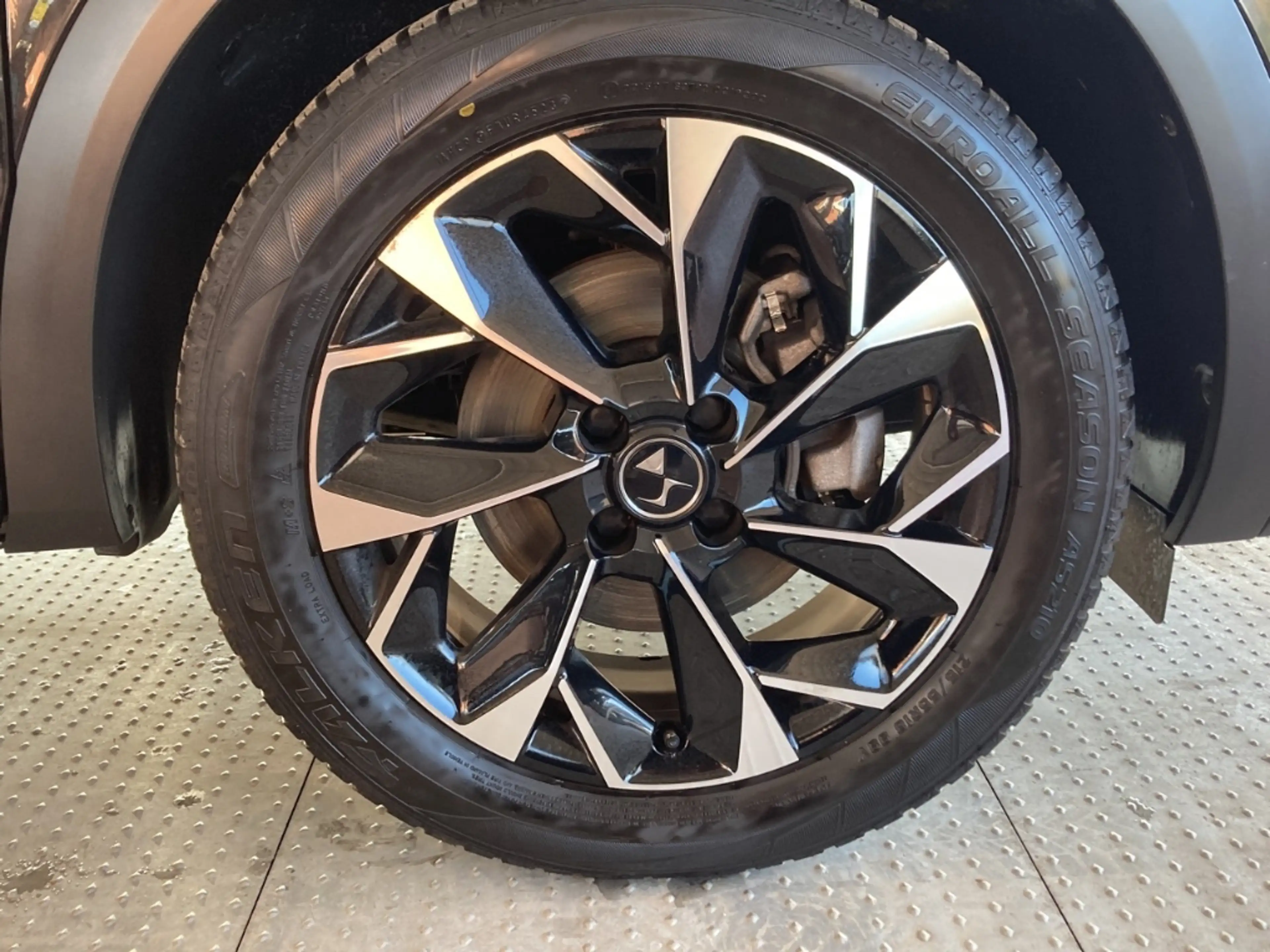 DS Automobiles DS 3 Etoile AT Shz Navi Kamera Leder Head-up — photo 11
