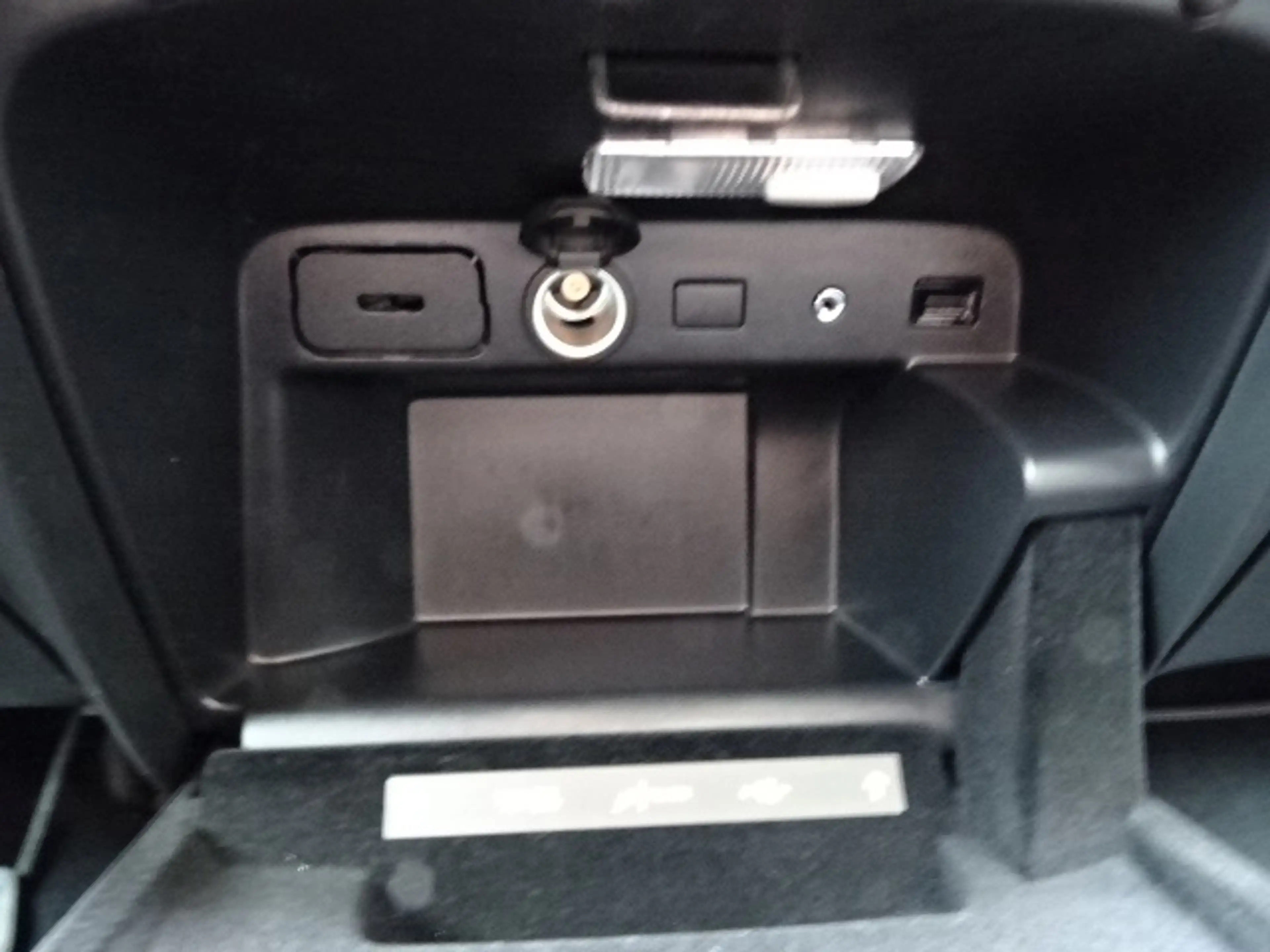 Citroen Grand C4 Picasso 1.2 PureTech Shine — photo 23