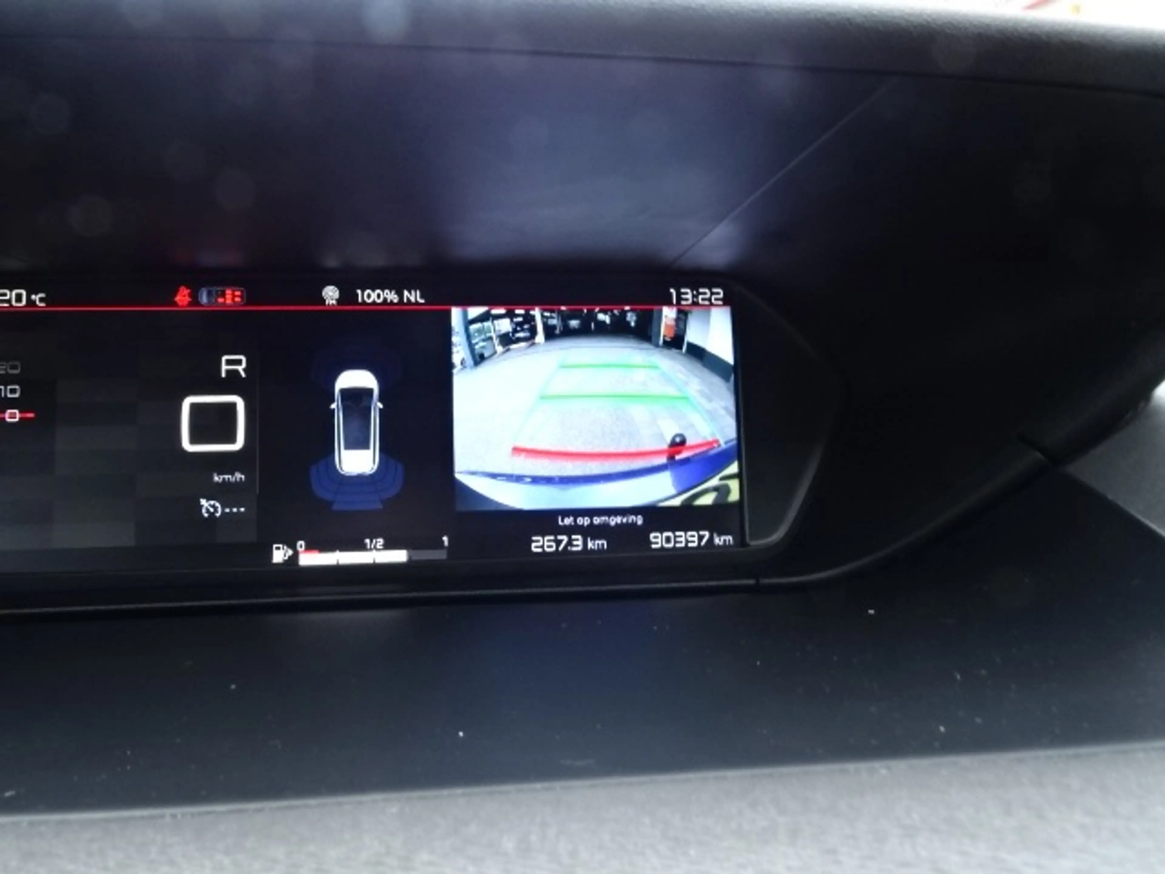 Citroen Grand C4 Picasso 1.2 PureTech Shine — photo 24