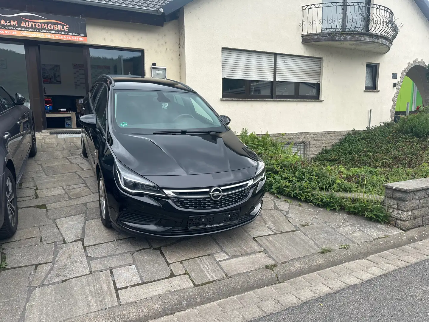 Opel Astra Edition Start/Stop Noir - 1