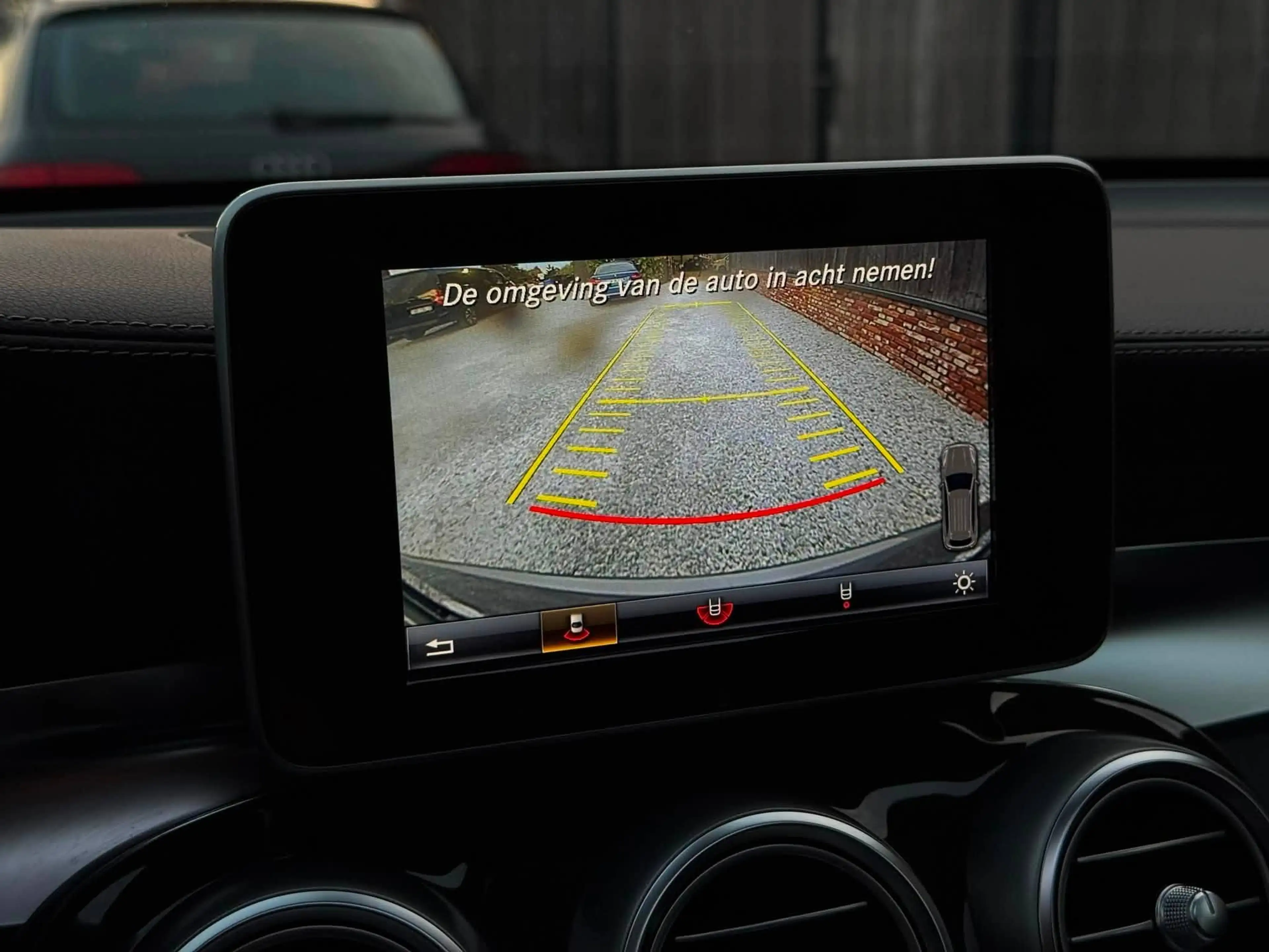 Mercedes-Benz GLC 250 4-matic/pano/benzine/led/airmatic/camera/trekhaak — photo 30