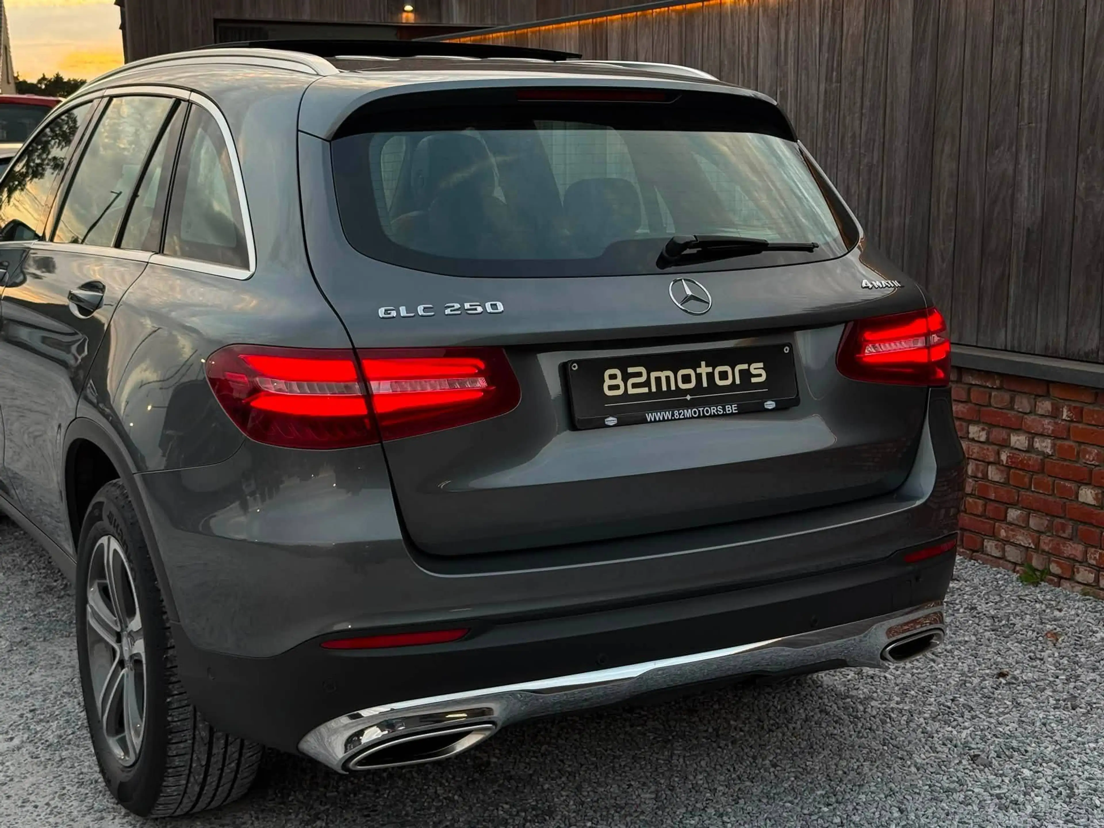 Mercedes-Benz GLC 250 4-matic/pano/benzine/led/airmatic/camera/trekhaak — photo 10