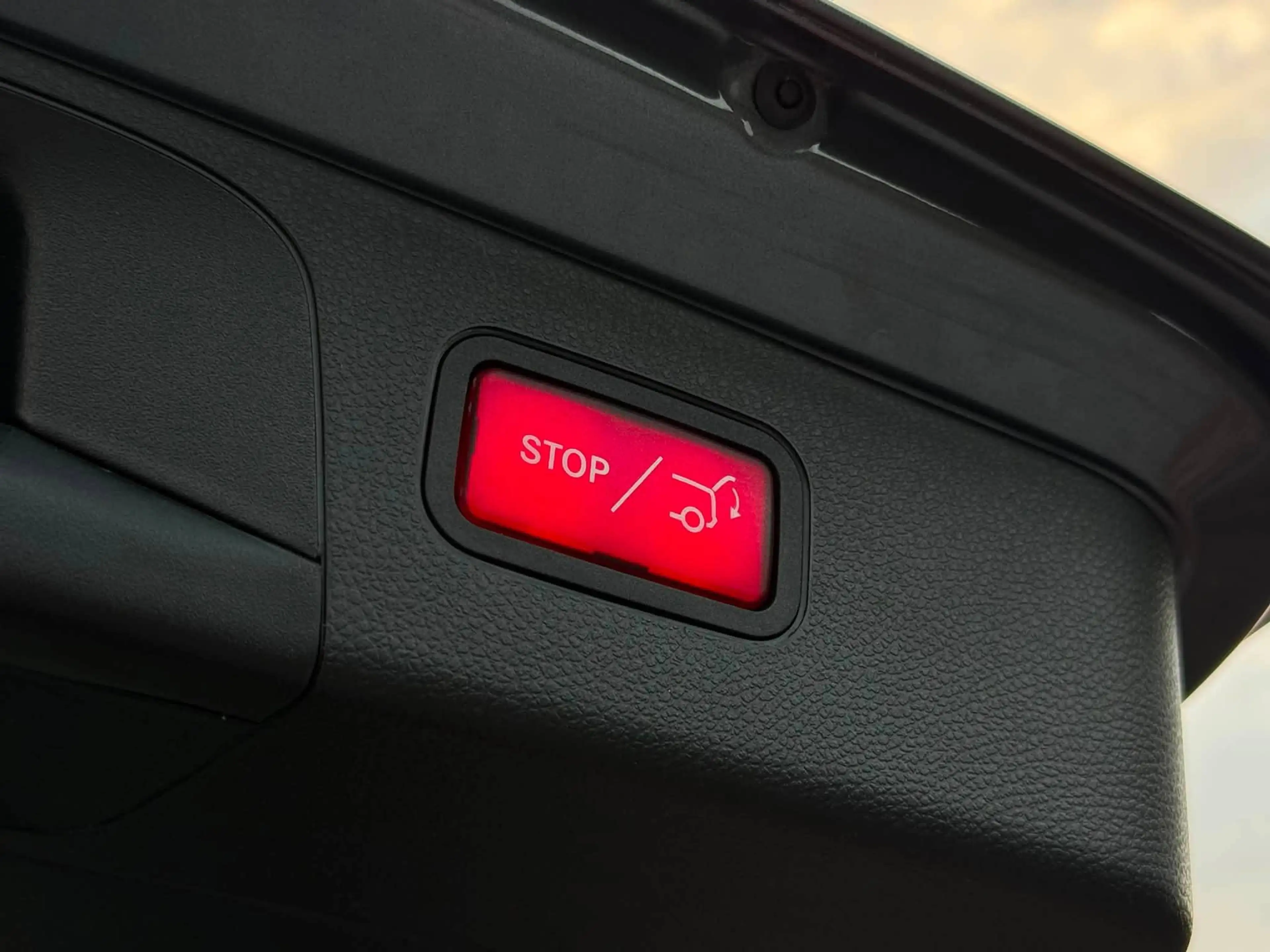 Mercedes-Benz GLC 250 4-matic/pano/benzine/led/airmatic/camera/trekhaak — photo 17